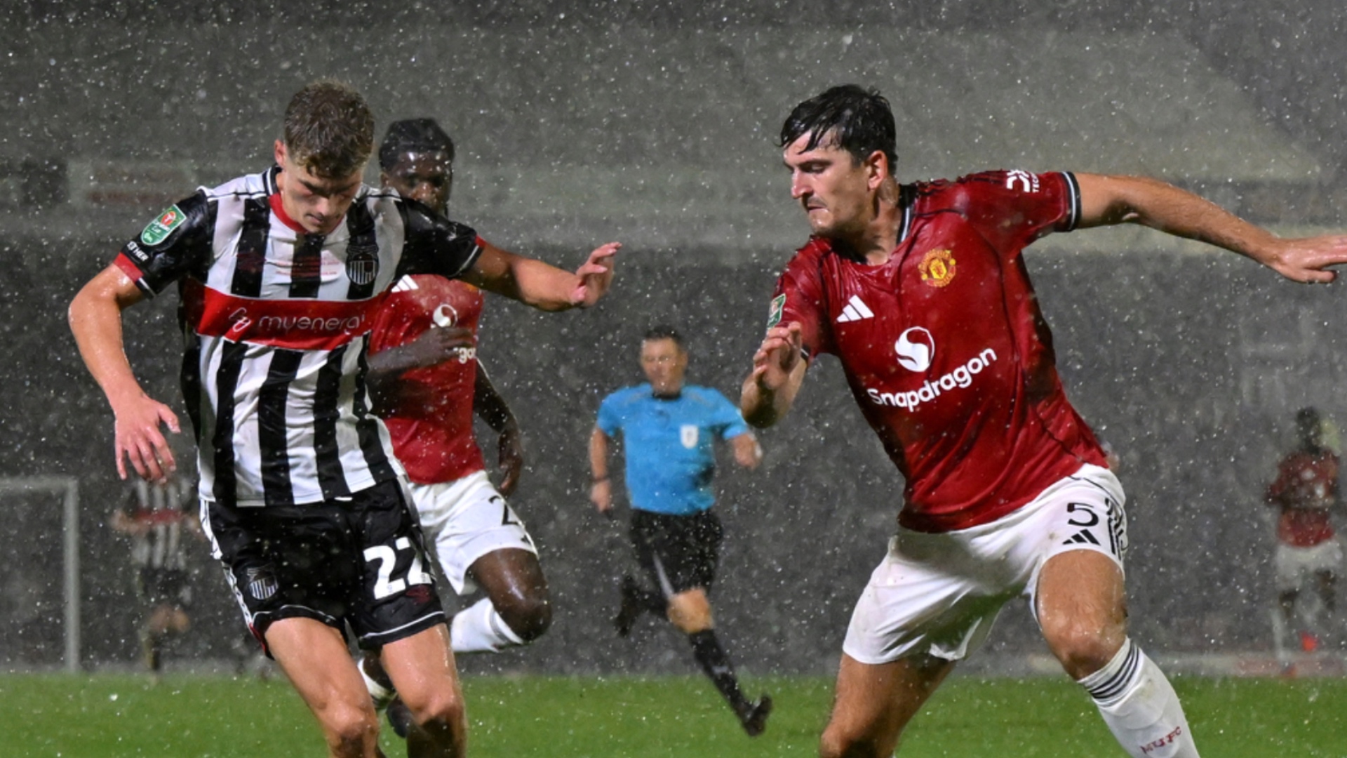 manchester united grimsby