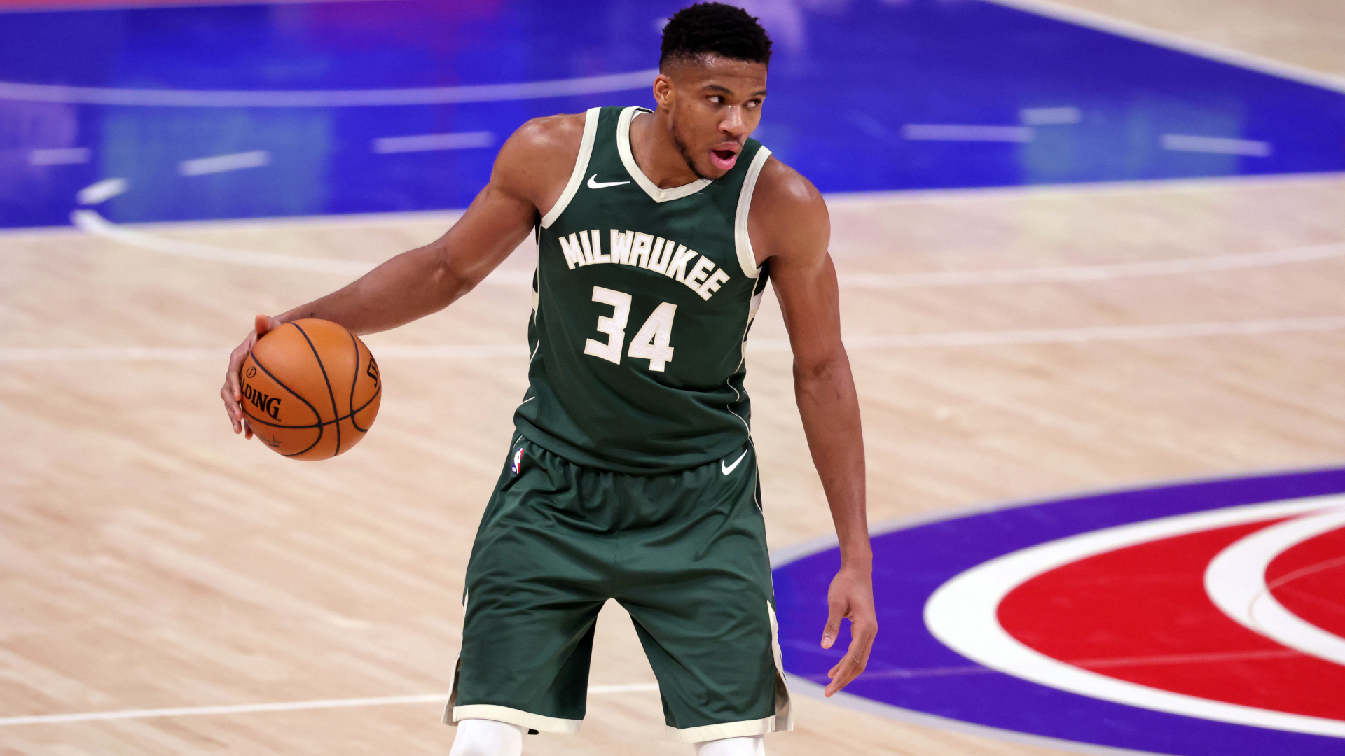 ONLY GER NBA Giannis Antetokounmpo Milwaukee Bucks vs. Detroit Pistons 13012021