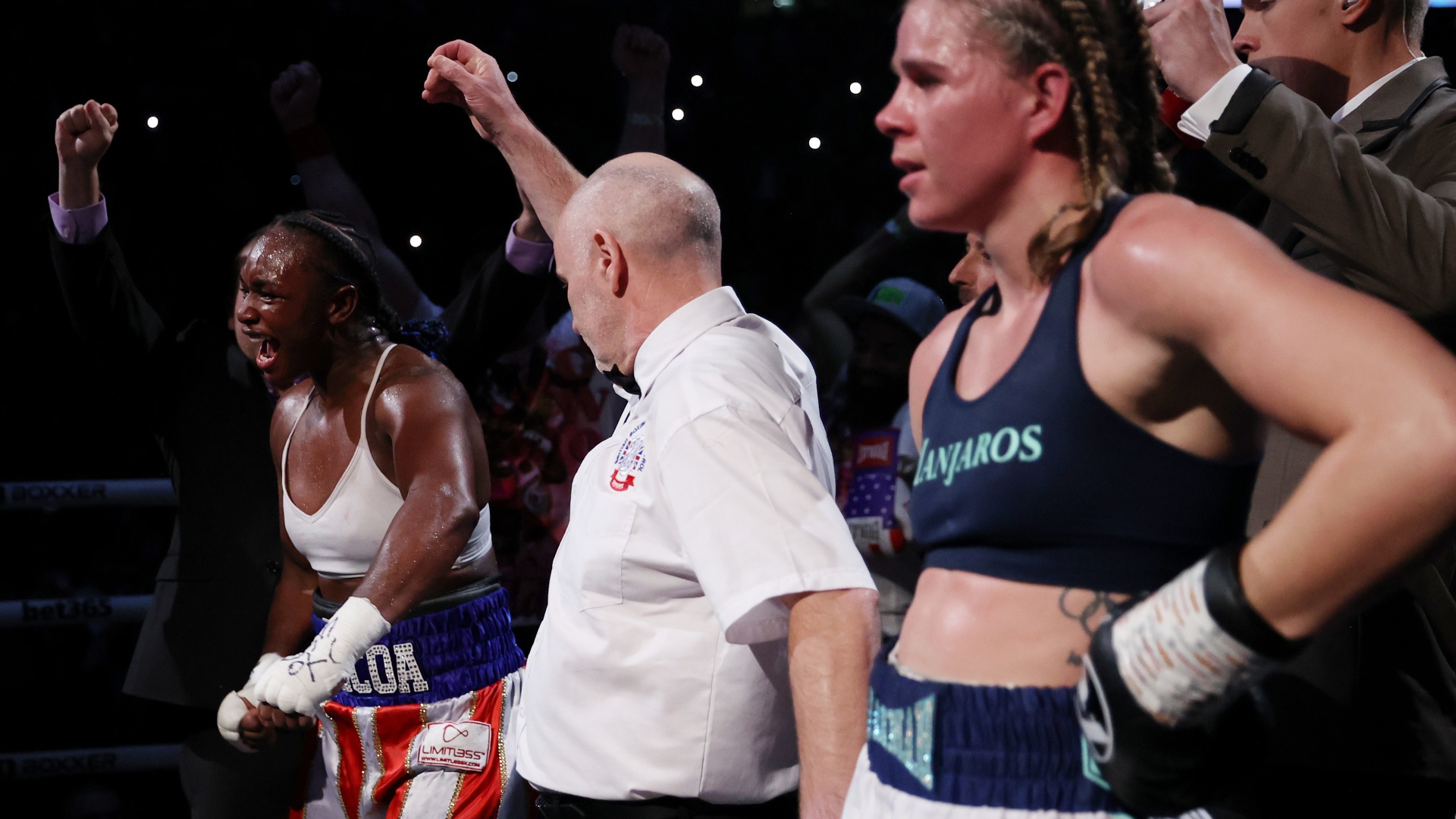 Claressa Shields vs. Savannah Marshall