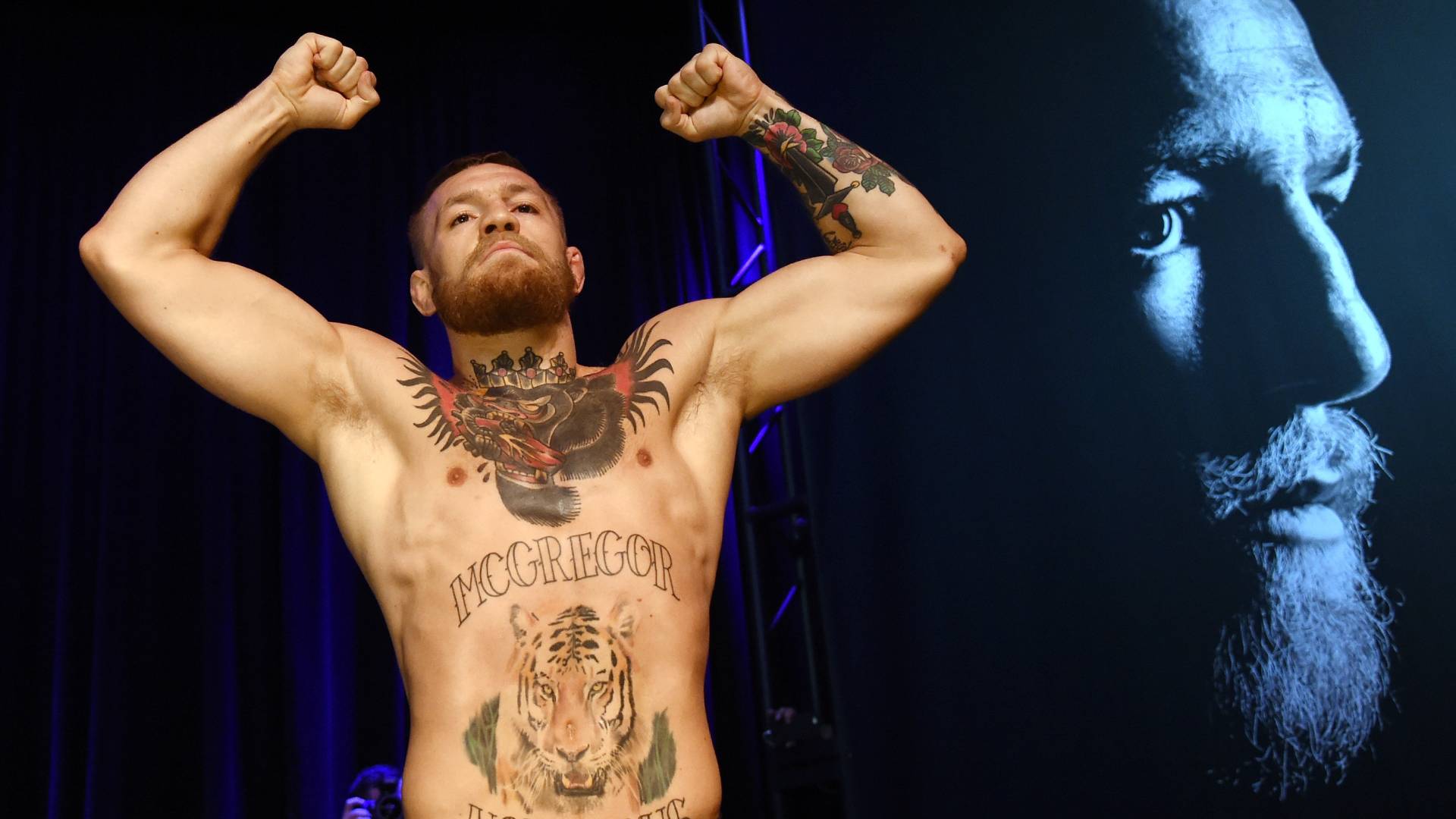 Conor McGregor UFC Fighting 2020