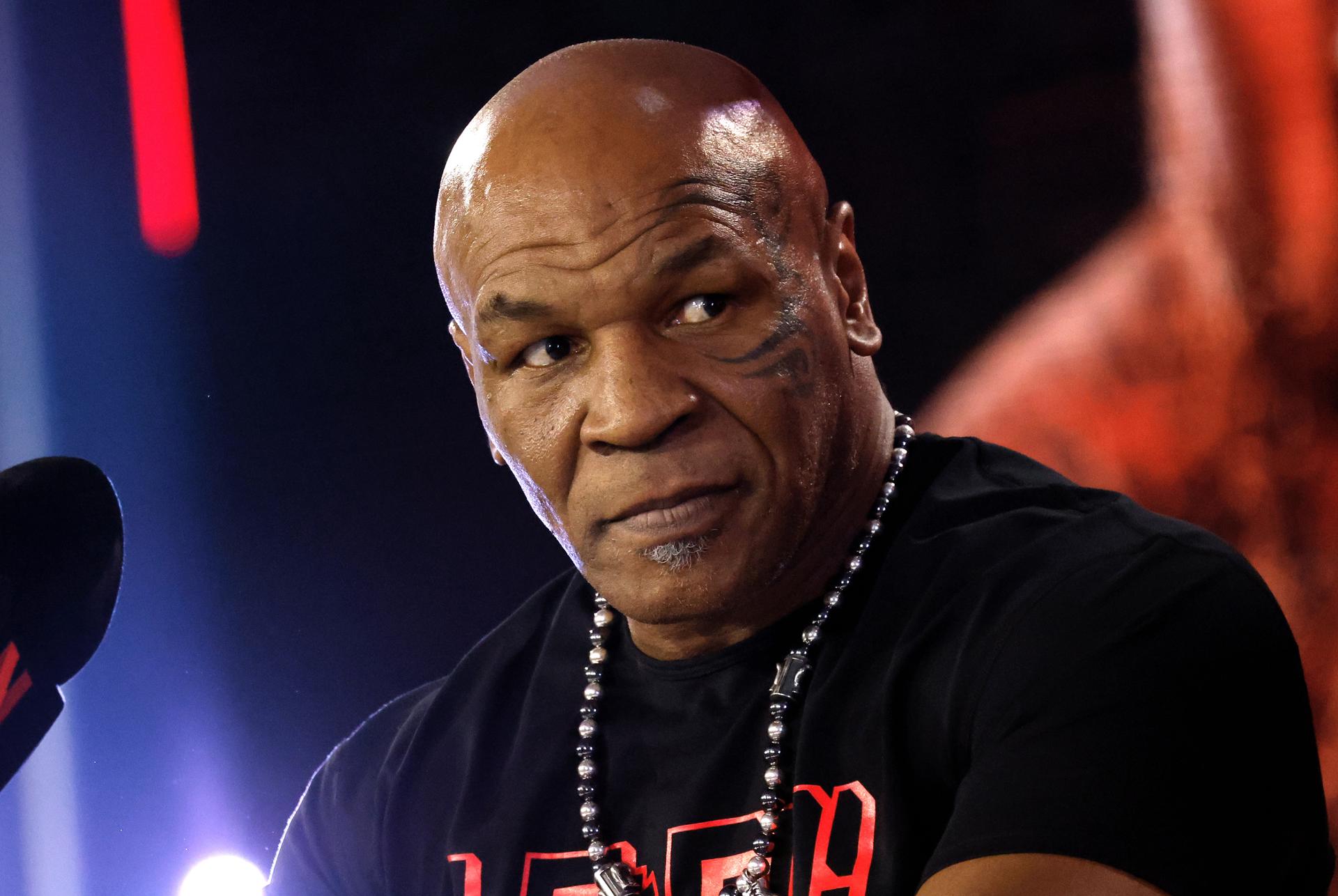 Mike Tyson boxeo 2025