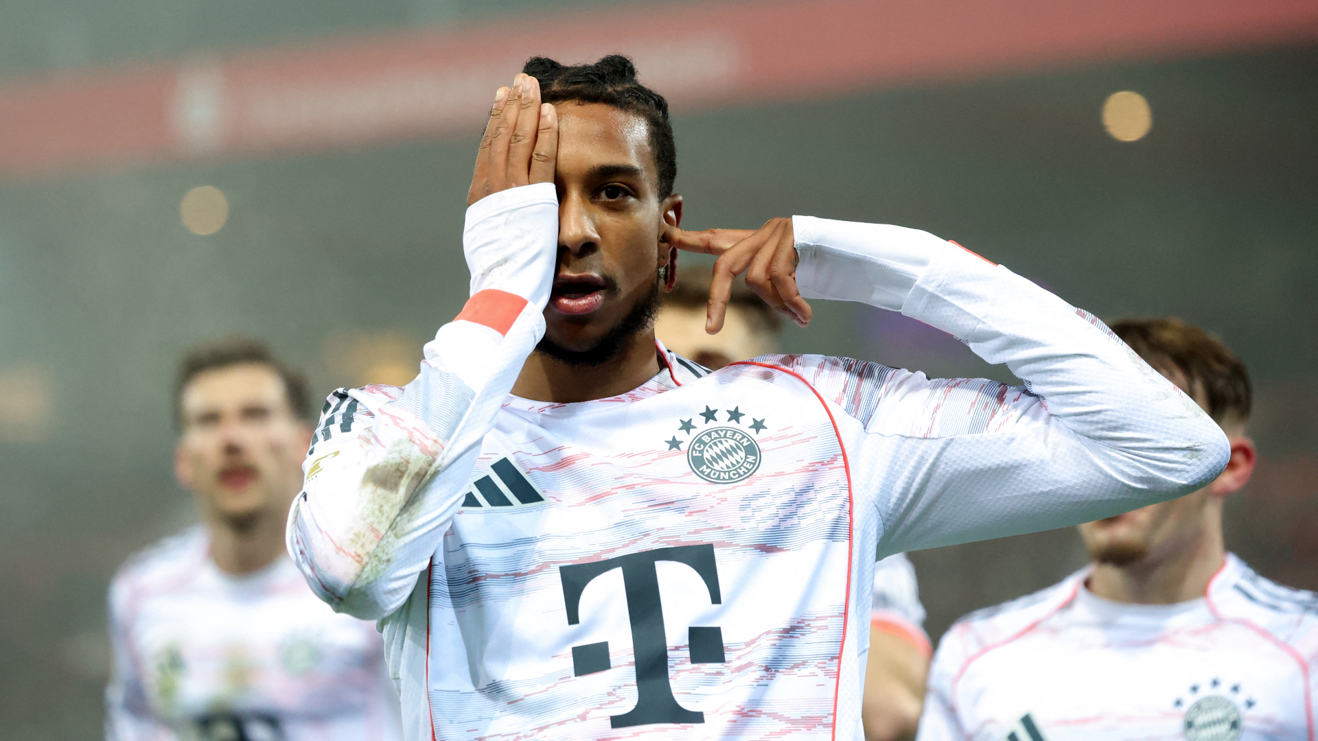 20251222 olise bayern