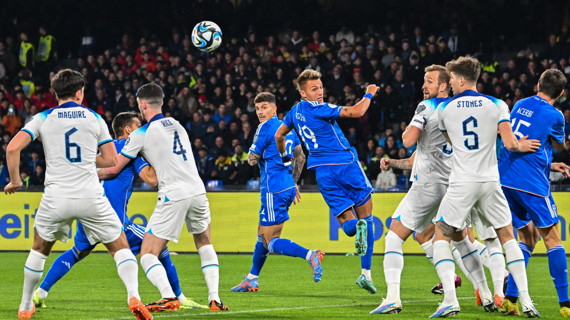 Italia-Inghilterra, Qualificazioni Euro 2024