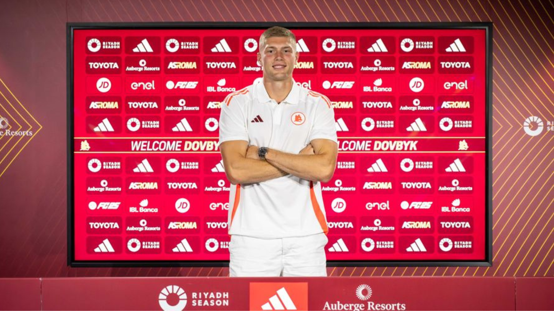 Artem Dovbyk, AS Roma