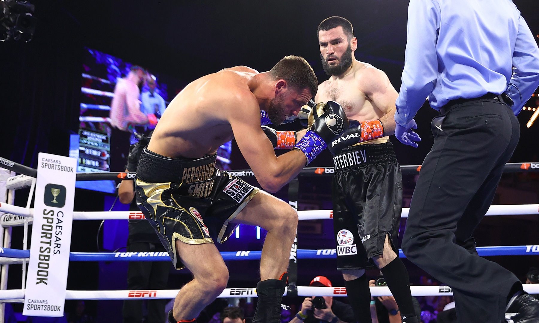 Artur Beterbiev vs. Joe Smith
