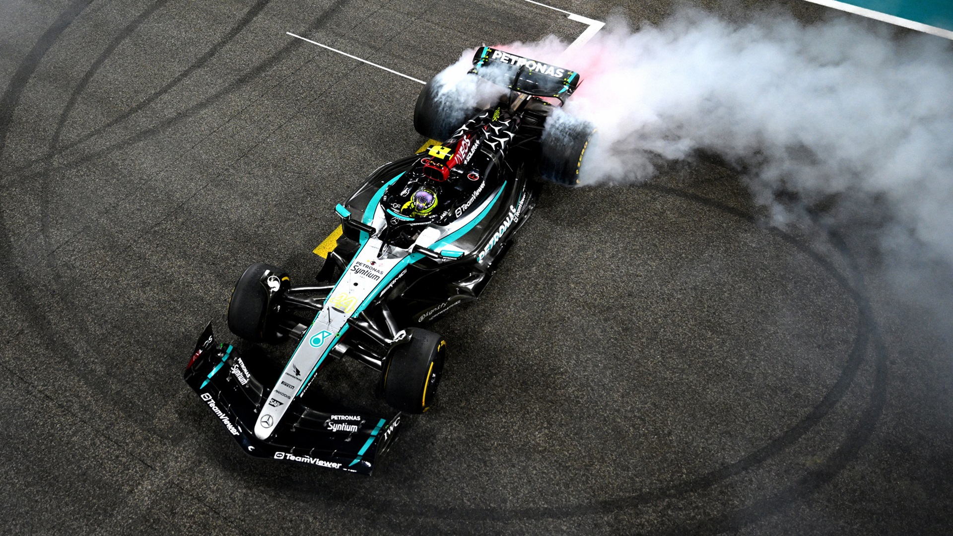 2024-12-08 Hamilton Mercedes F1 Formula 1