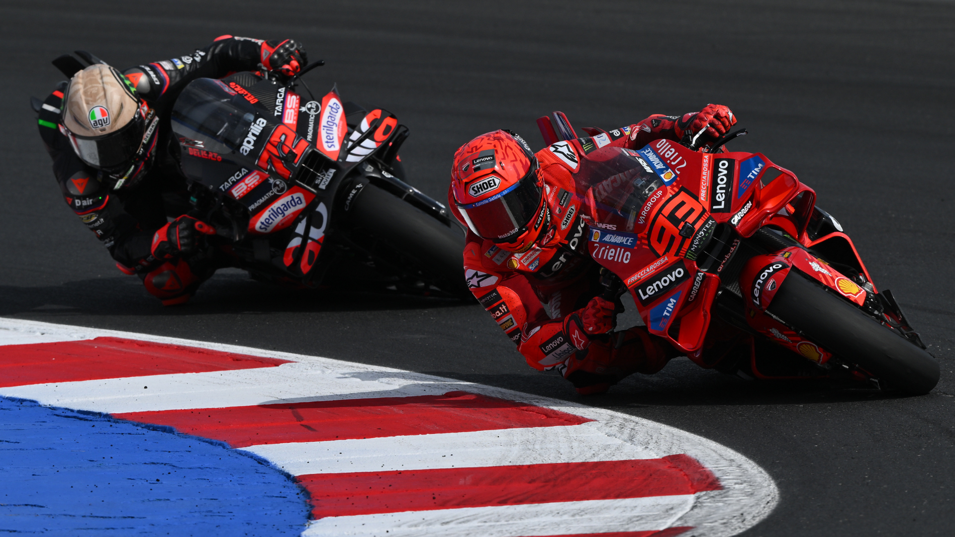 Marco Bezzecchi Marc Márquez MotoGP 2025