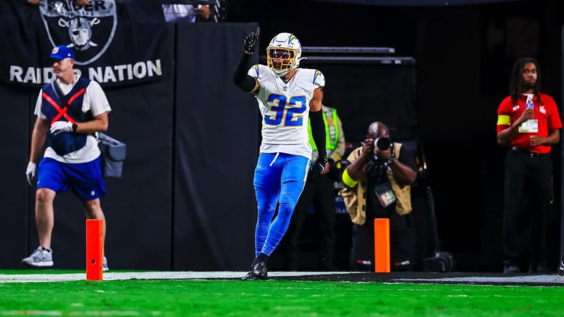 Alohi Gilman, Los Angeles Chargers