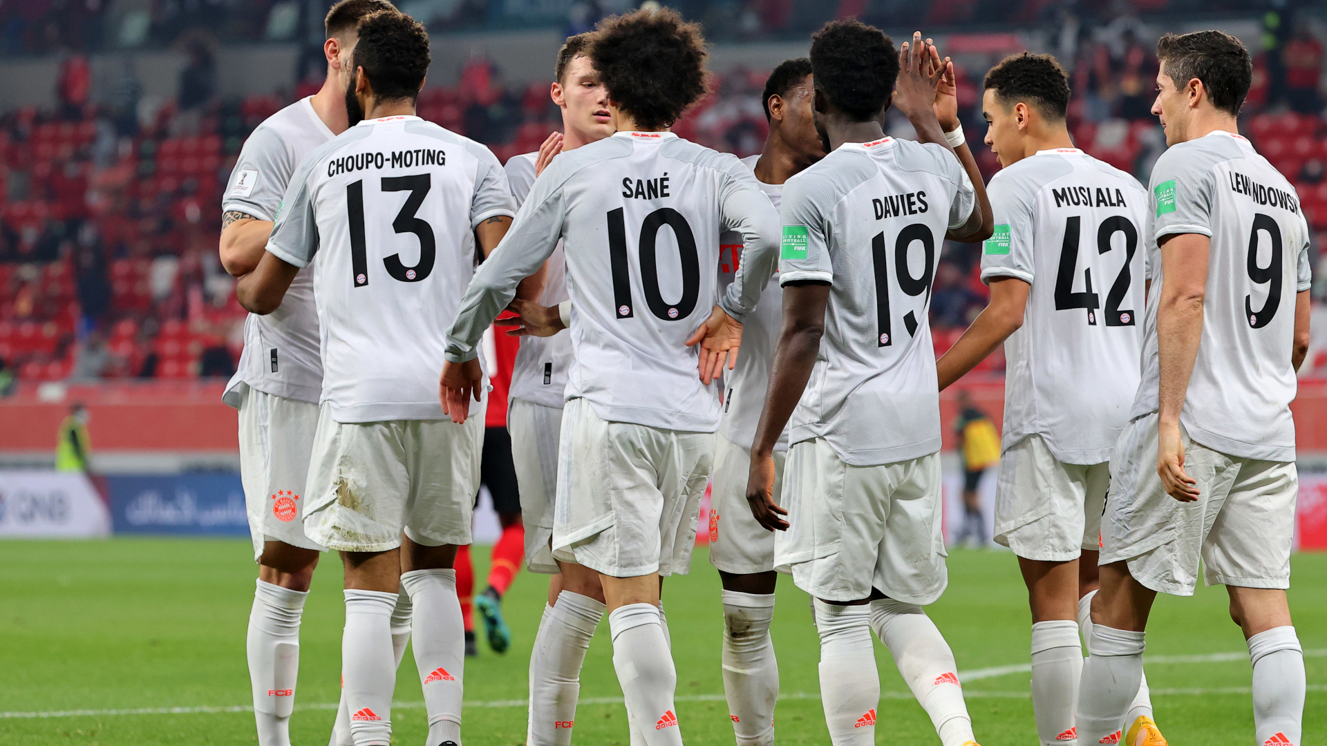 ONLY GER FC Bayern München Jubel Halbfinale Klub-WM 08022021