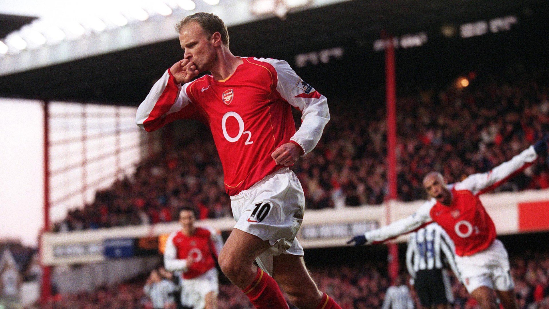 bergkamp-20210519-getty-ftr