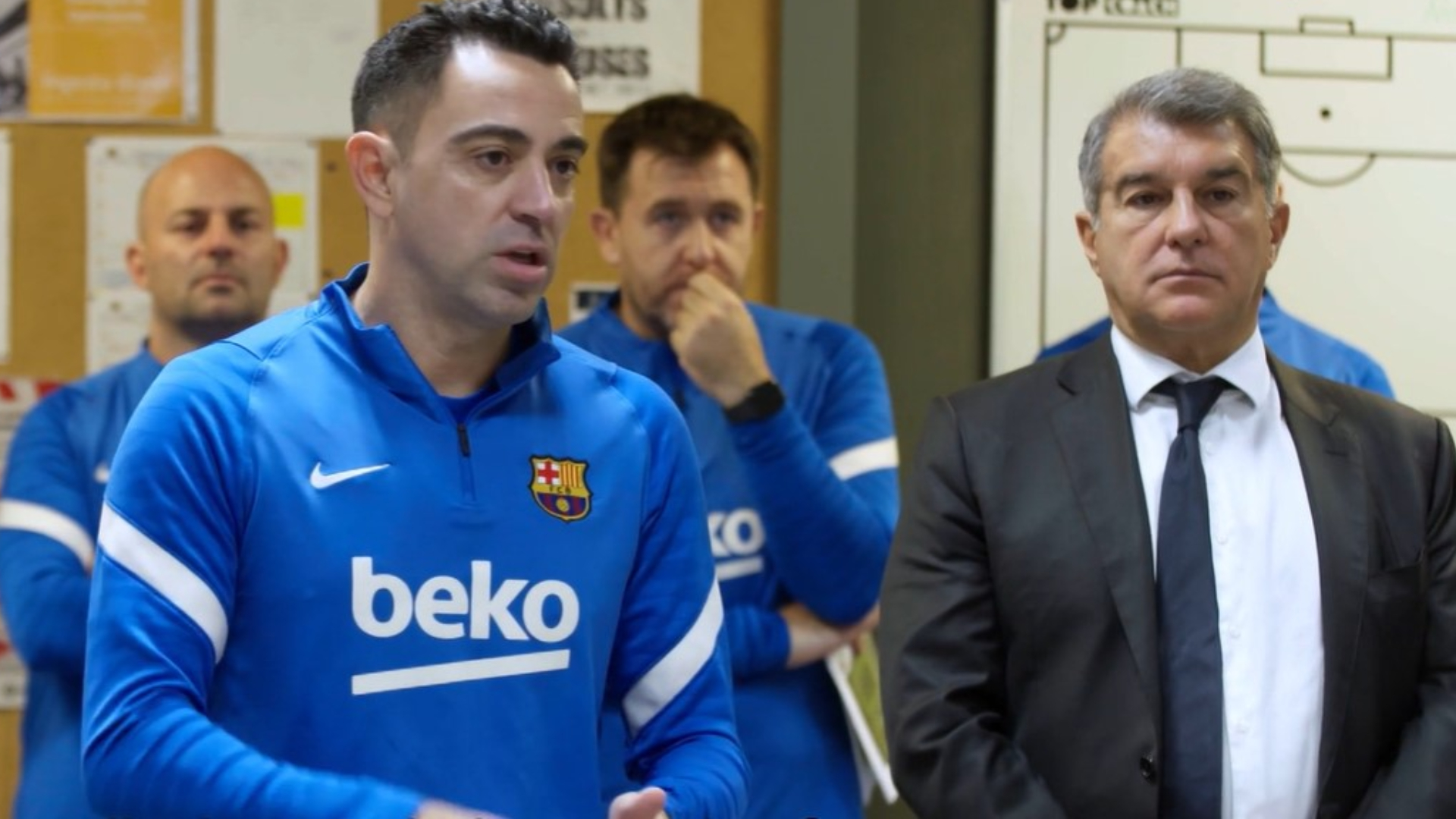 Xavi Hernández, Joan Laporta, FC Barcelona, DAZN