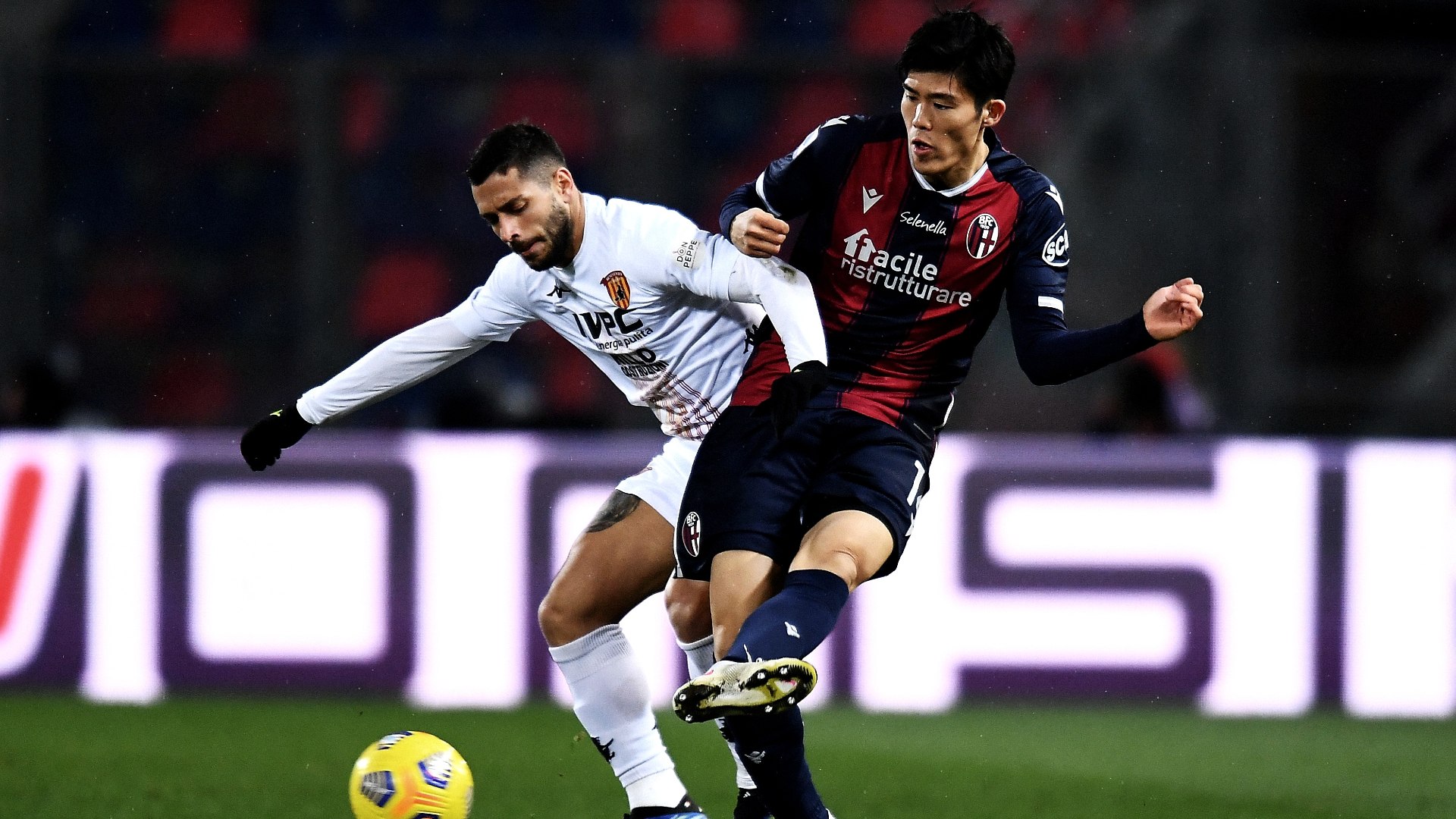 2021-02-13-tomiyasu-bologna