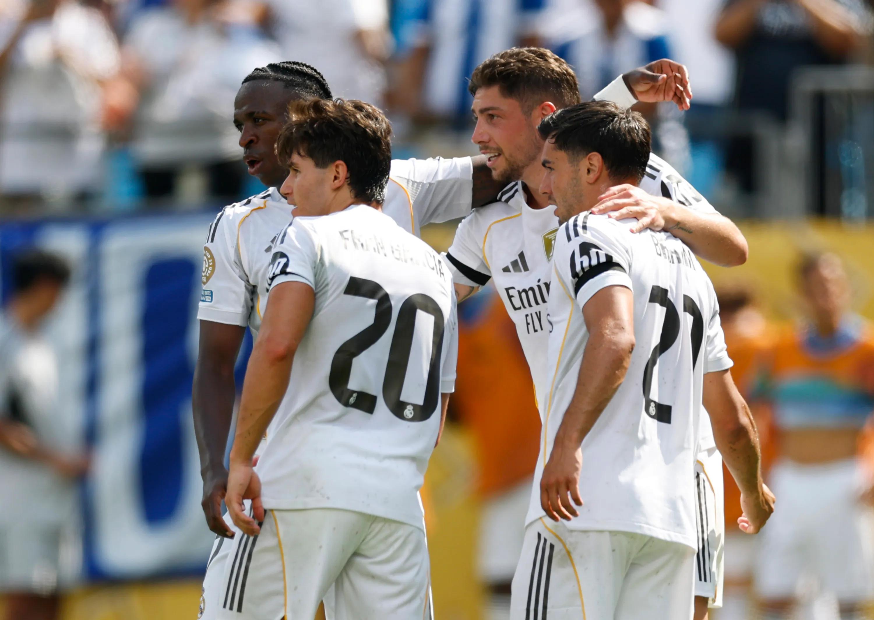 transform-d9393720-7fcc-4fcc-8ae9-cbb55dd1aafb-Fran-Garcia-celebrates-with-teammates