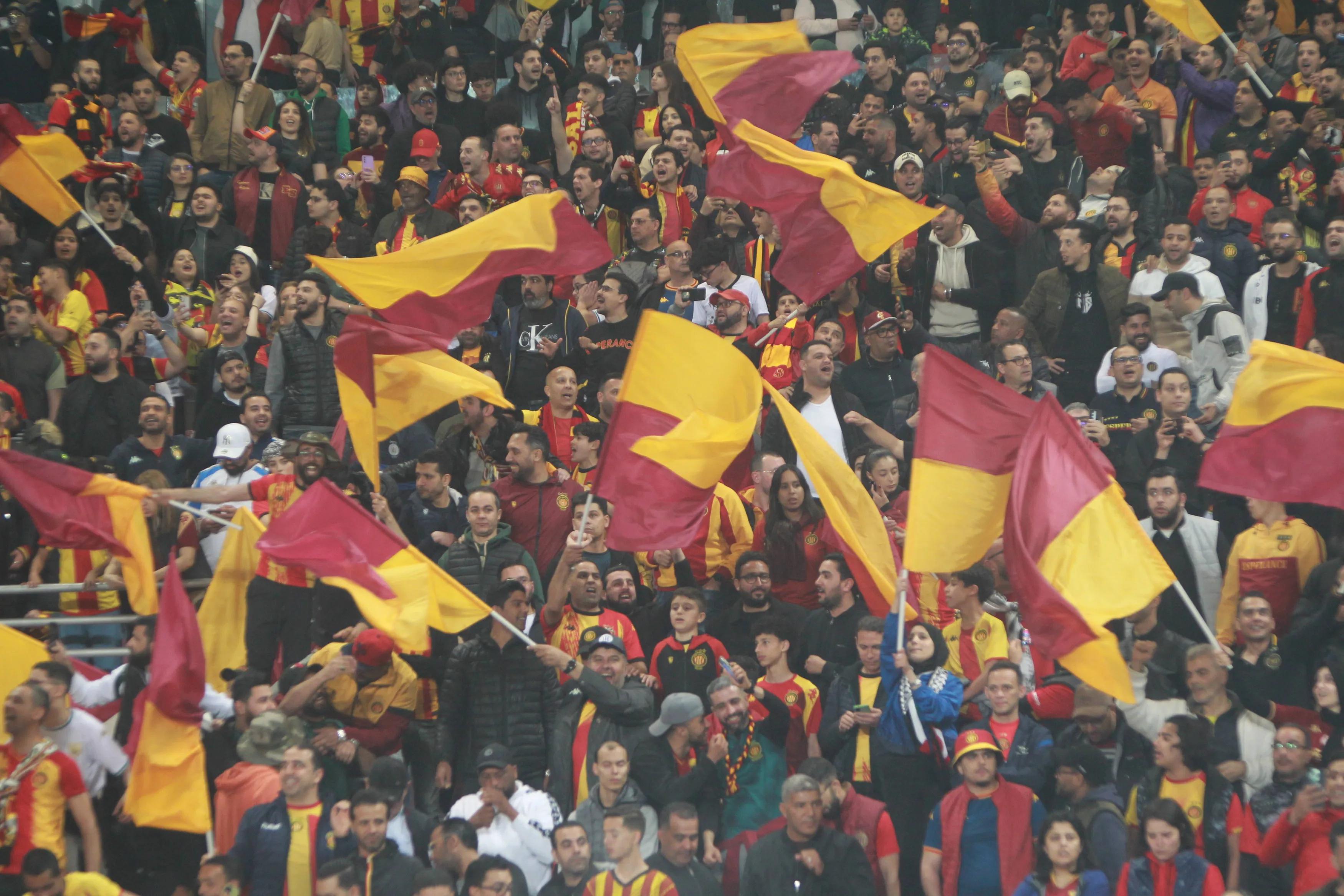 transform-9a81ac75-57ba-4cb1-b4cd-694468f9249b-Supporters-of-Esperance-during-the-second-leg-of-the-CAF-Champions-League-quarter-finals-between-EspA-rance-Sportive-de-Tunis-and-Mamelodi-Sundowns
