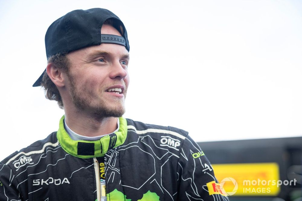 images-mgl-6D1pzvV0-s1000-oliver-solberg-toksport-wrt