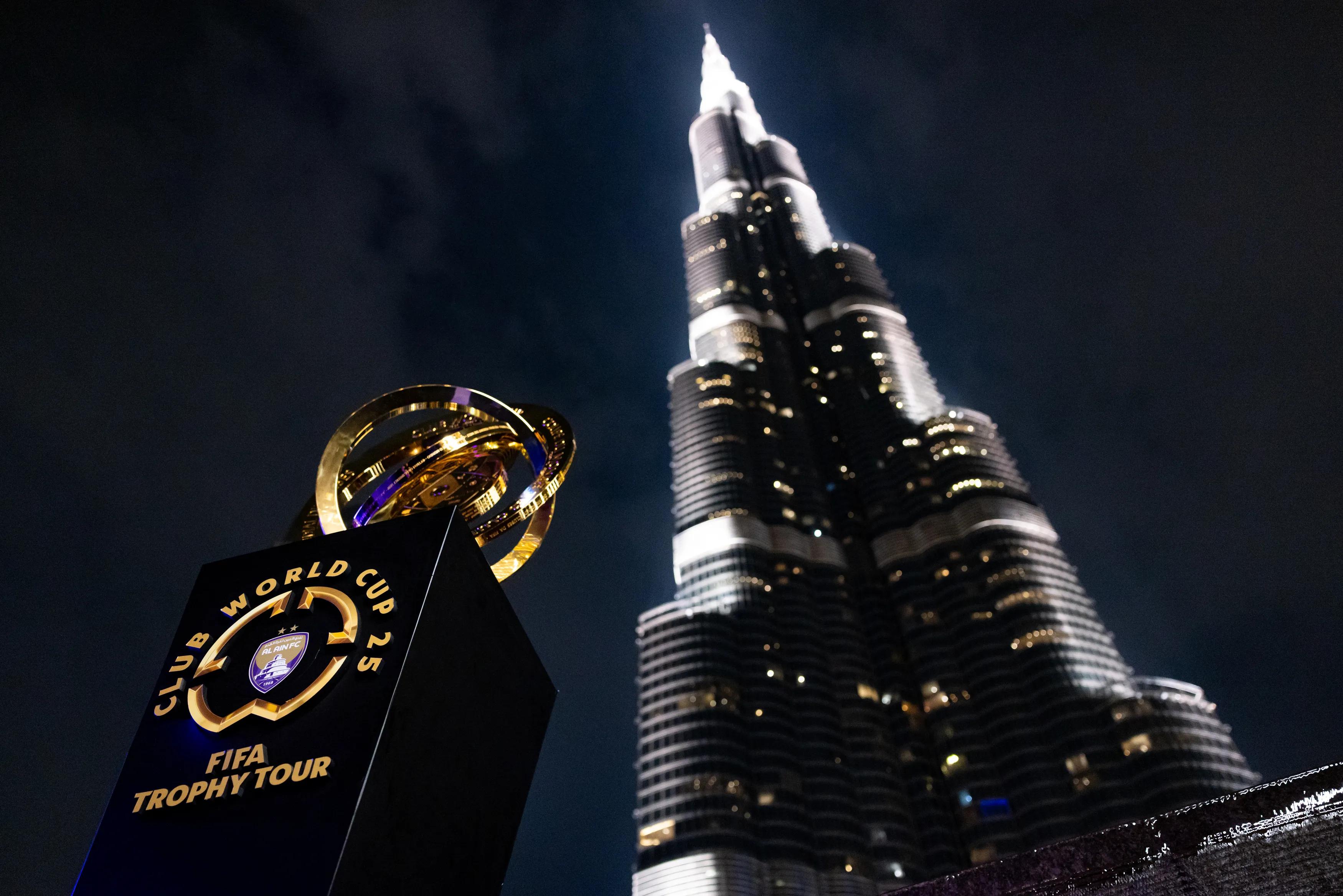 transform-9b102613-bcd9-4eeb-84cf-c35b093e6948-FIFA-Club-World-Cup-Trophy-Tour-visits-Al-Ain
