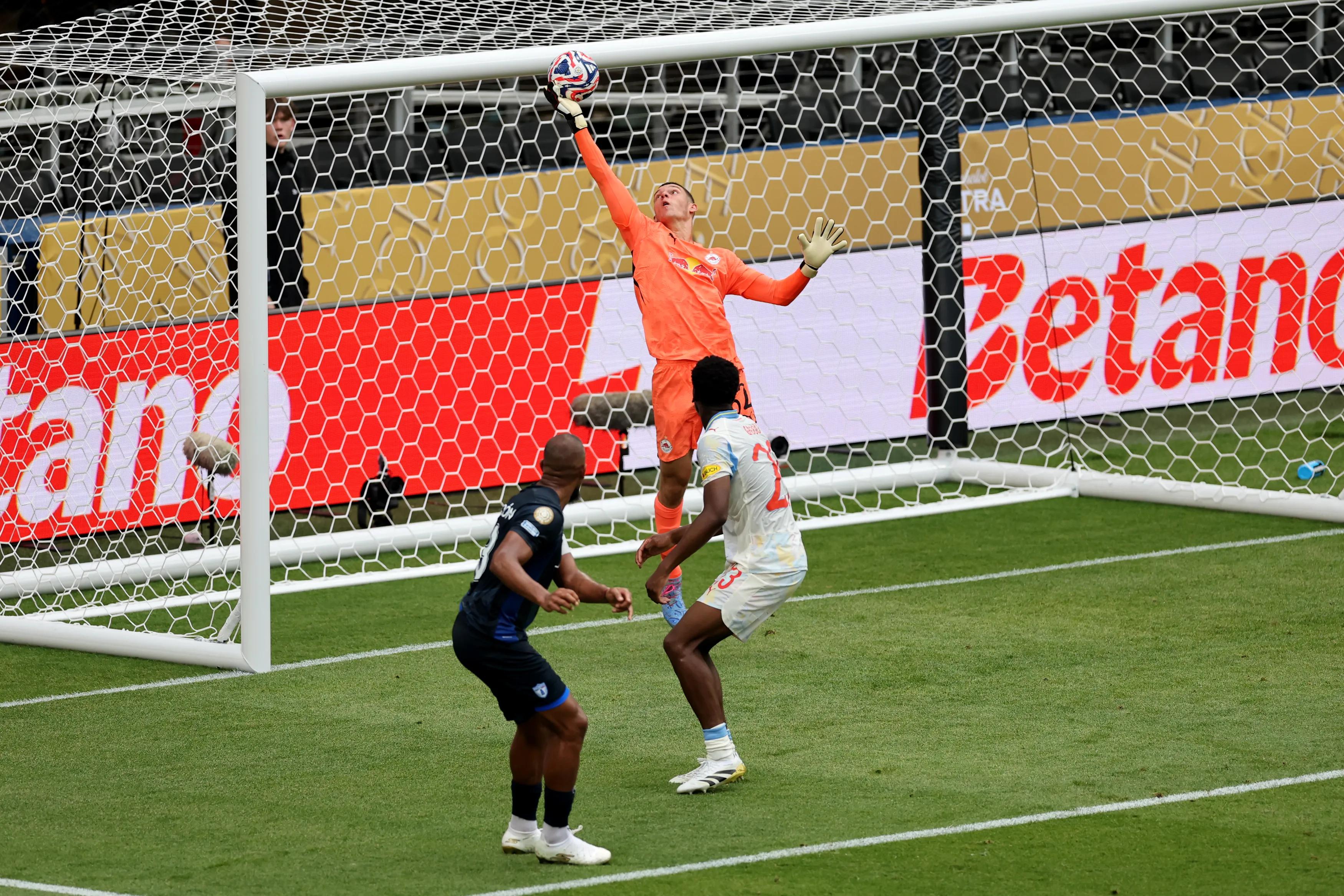 transform-cfe1f704-42b0-4f39-839b-c868dd65e210-CF-Pachuca-v-FC-Salzburg-Group-H-FIFA-Club-World-Cup-2025