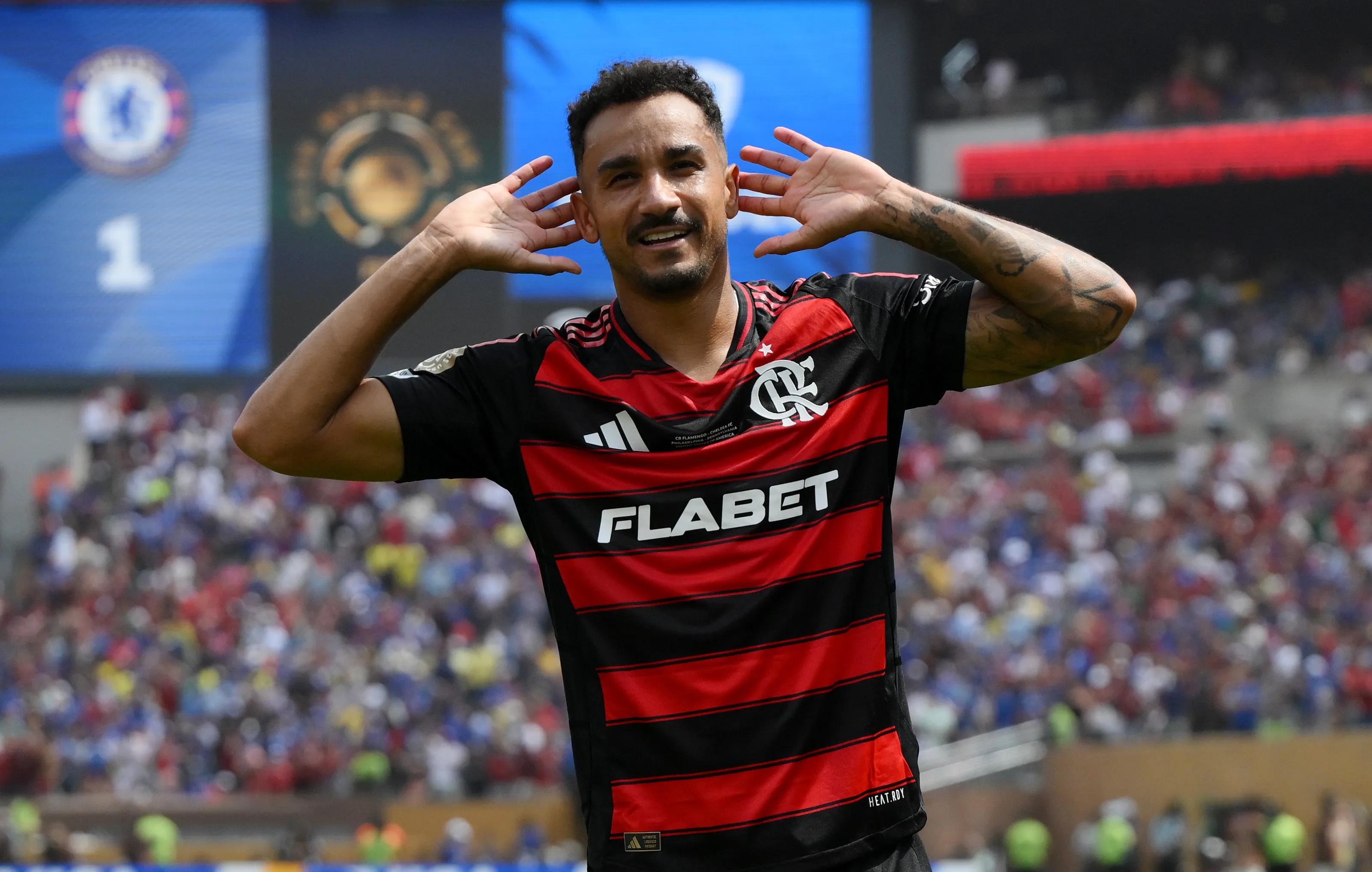 transform-fbe32902-d7fa-4f31-b723-8792605284e1-CR-Flamengo-v-Chelsea-FC-Group-D-FIFA-Club-World-Cup-2025