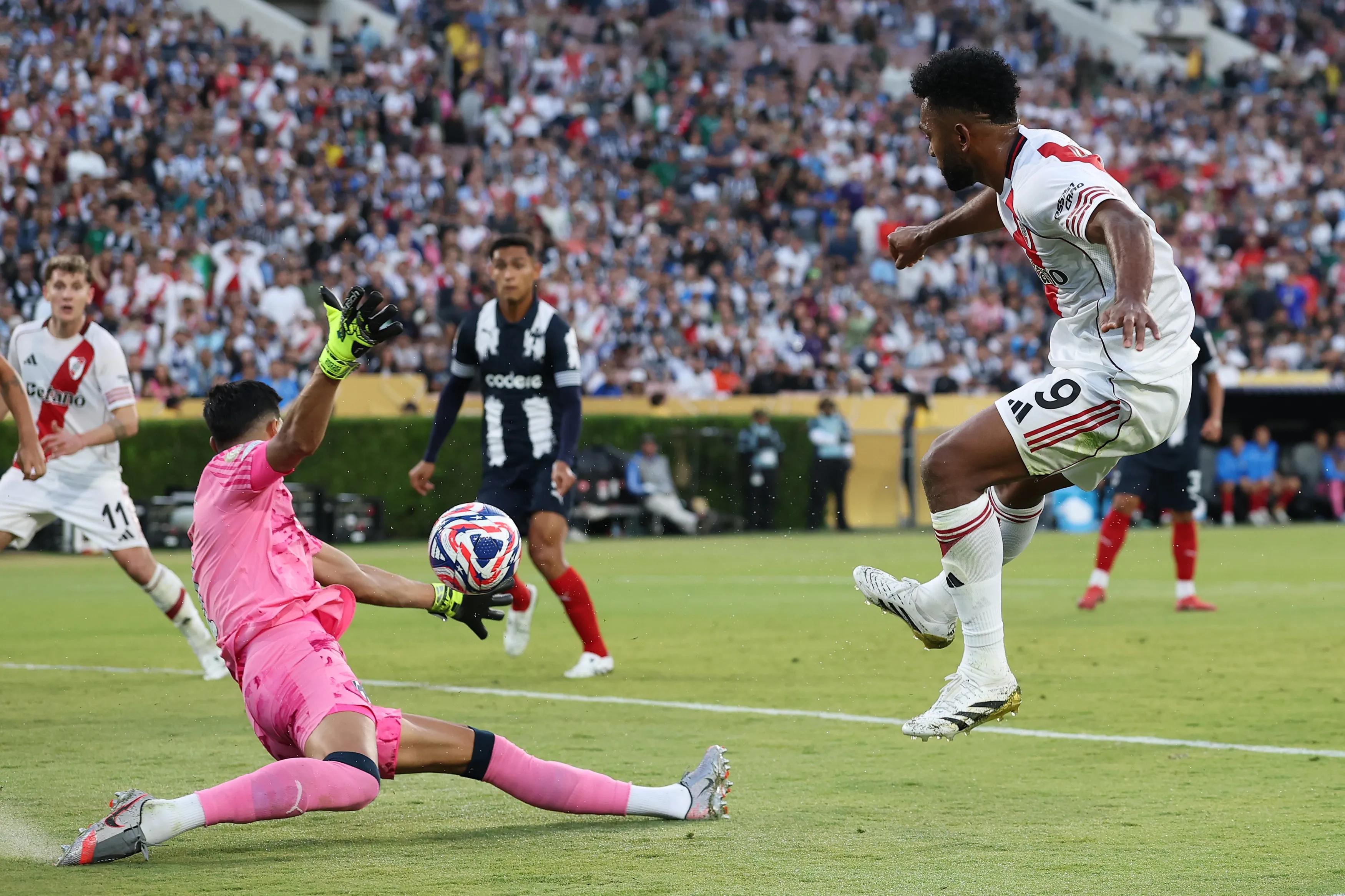 transform-0b6ac3a4-f8db-4417-80c2-673d6ae10d2a-Esteban-Andrada