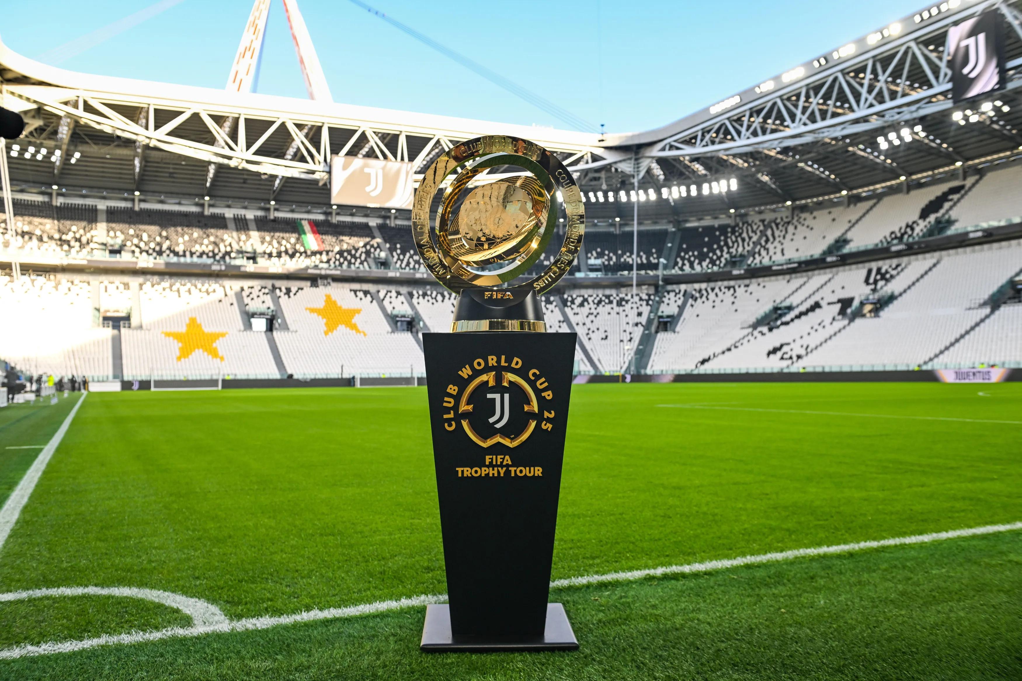 transform-7b36477d-2fd9-46d2-aa59-54b4a6fde0cd-FIFA-Club-World-Cup-Trophy-Tour-Juventus-Day-2