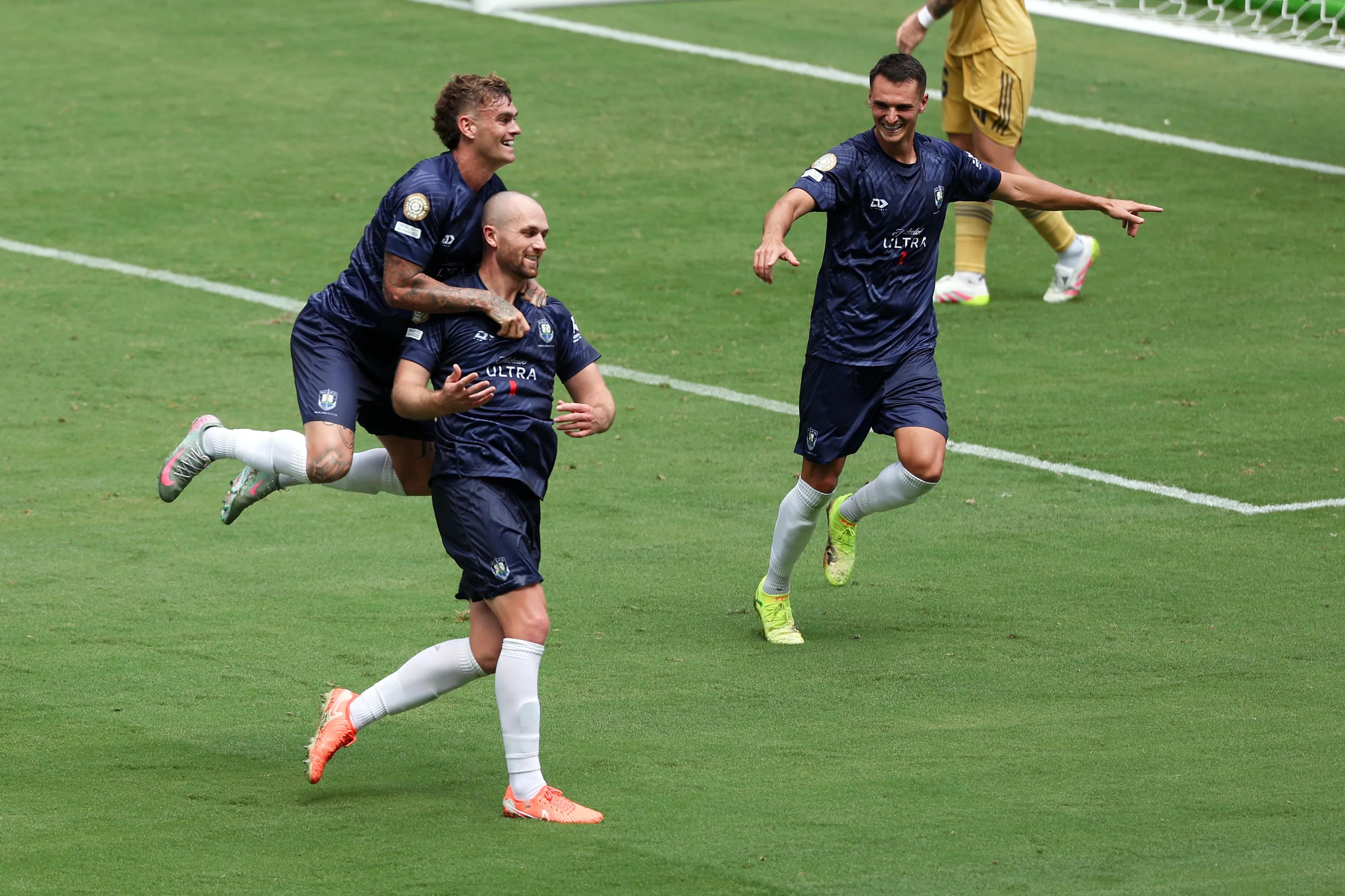 transform-c81fe1da-da12-49a4-9019-0631ee941a84-Auckland-City-FC-v-CA-Boca-Juniors-Group-C-FIFA-Club-World-Cup-2025