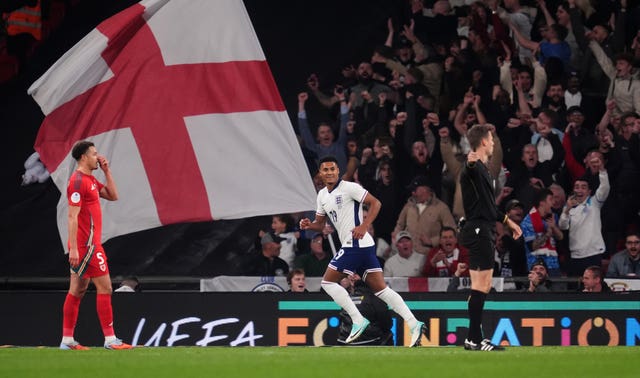 v2-image-production-4f656cf1333fa43905abc39ad7eb6fa2Y29udGVudHNlYXJjaGFwaSwxNzYwMjAzNjAz-2.81947089