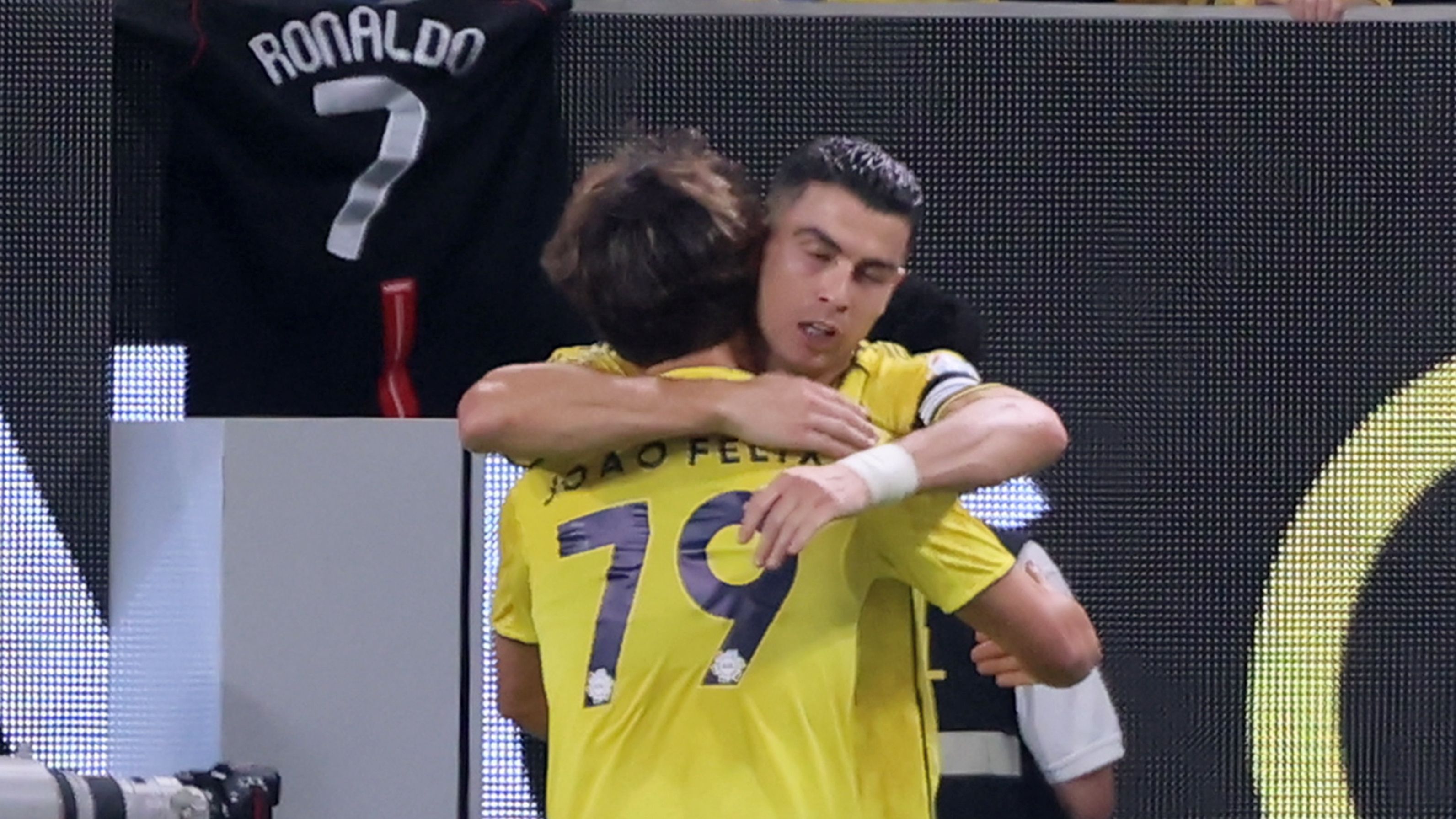 images-v3-getty-2235945931-crop-MM5DGMJYGQ5DCNZZGE5G433XMU5DENRUHIZDKMQ=-GettyImages-2235945931