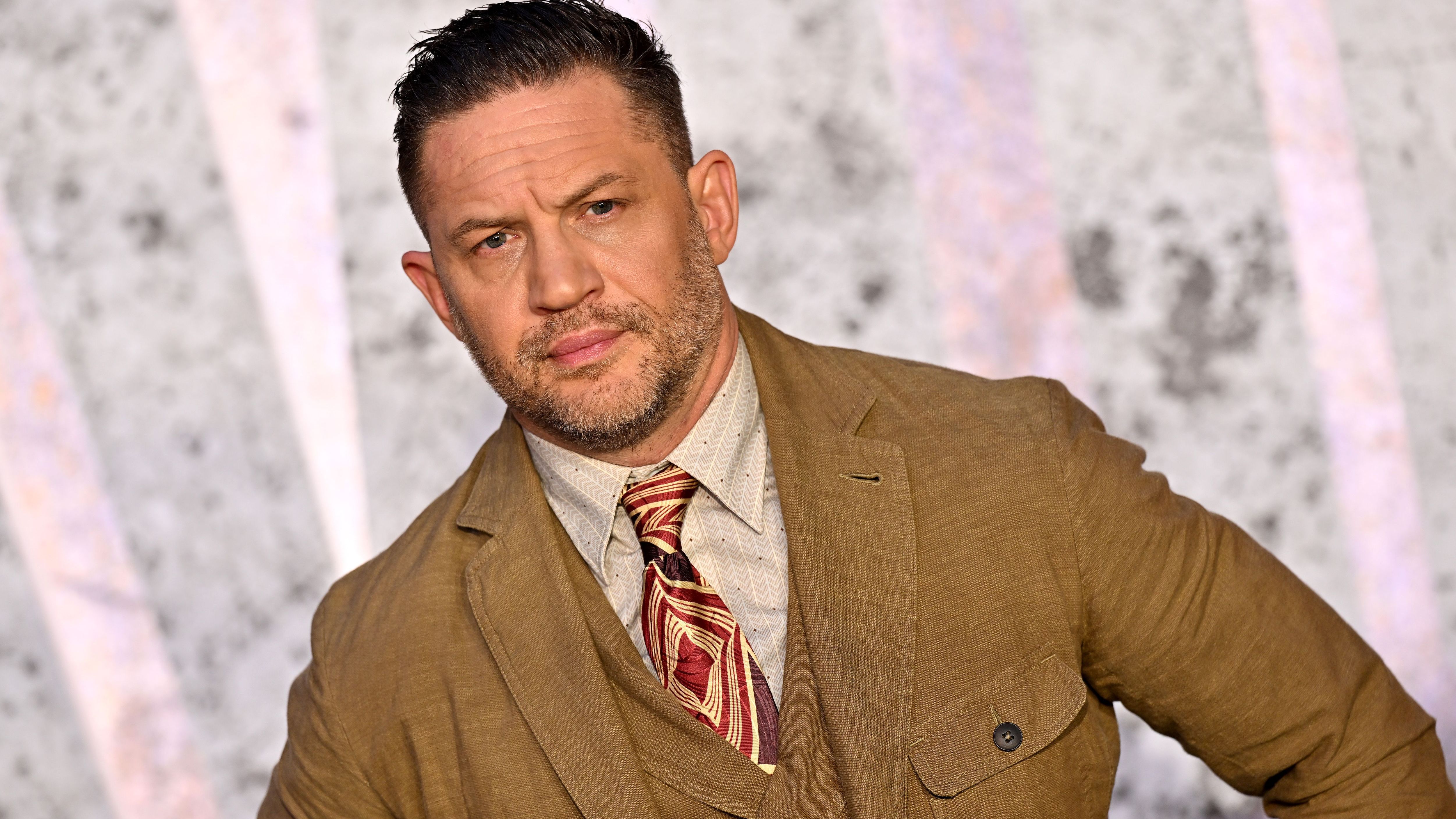 images-v3-getty-2210440278-crop-MM5DKMBQGQ5DEOBRGU5G433XMU5DAORSGYYQ====-GettyImages-2210440278