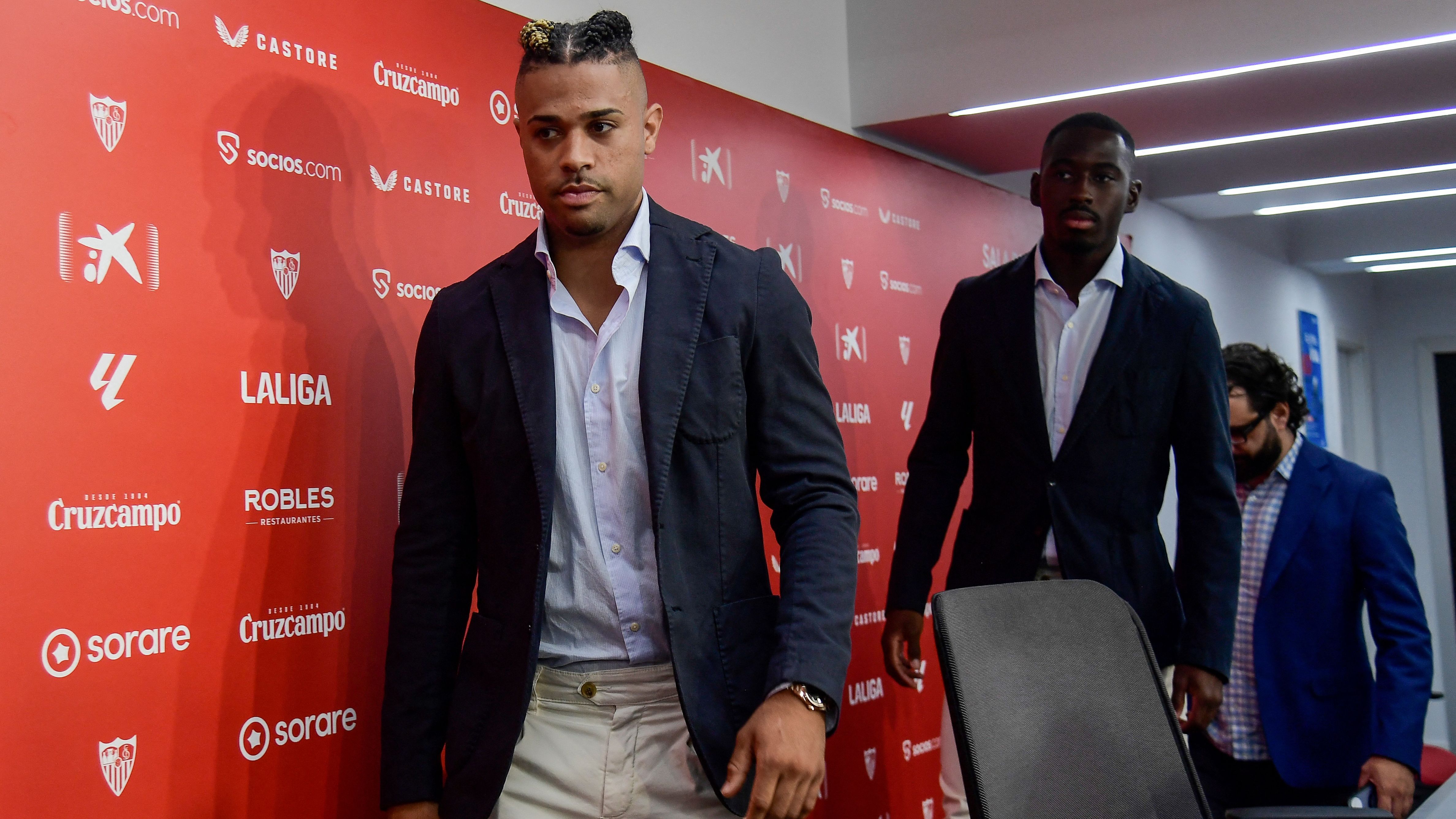 images-v3-getty-1645311220-crop-MM5DINZVGE5DENRXGI5G433XMU5DAORSGQ3Q====-GettyImages-1645311220