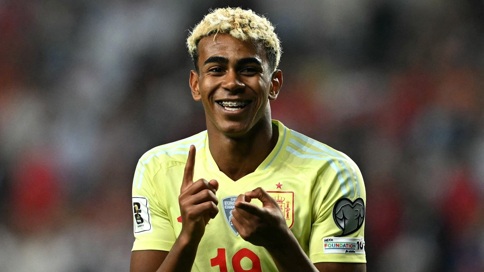 images-v3-blt5560f4acef5a5996-GOAL%20-%20Blank%20WEB%20-%20Facebook(3714)