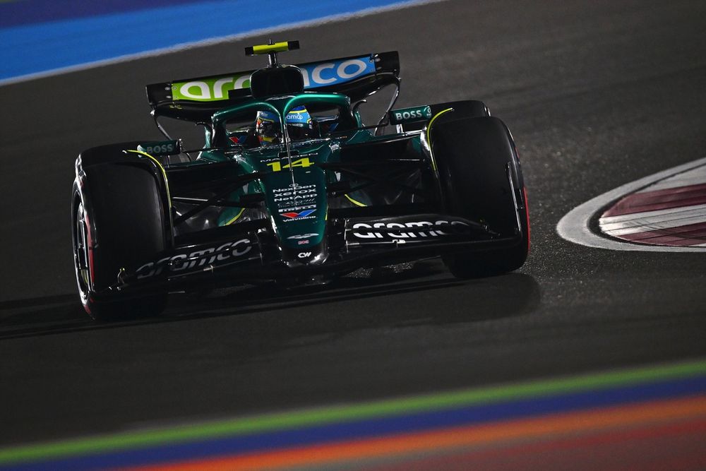 images-mgl-2Qe8ekA2-s1000-fernando-alonso-aston-martin-r