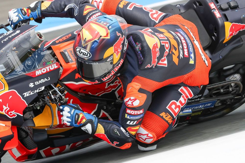 images-mgl-YEQR4MPY-s1000-maverick-vinales-red-bull-ktm-