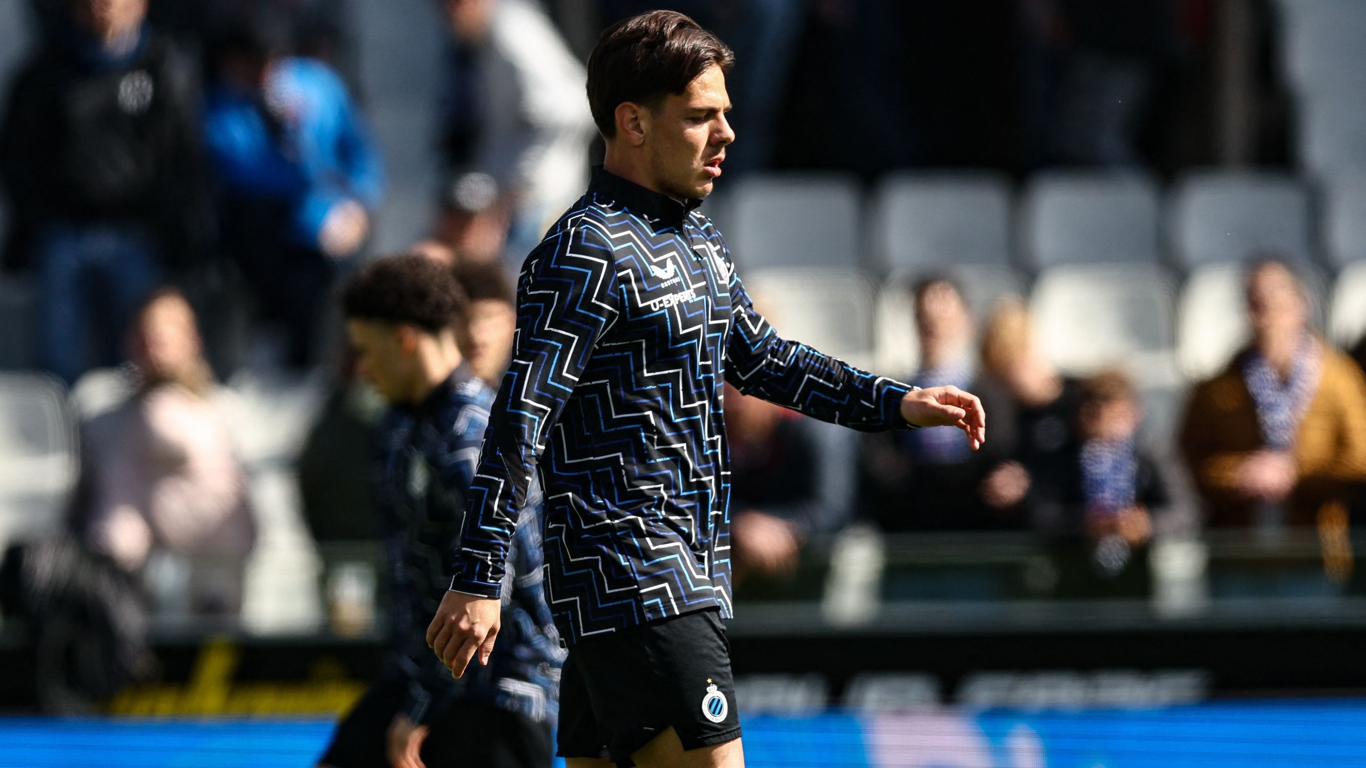 images-v3-blta4a7b6bd0dc25734-crop-MM5DENRWG45DCNJQGA5G433XMU5DCNRXHIYA====-jashari%20desk