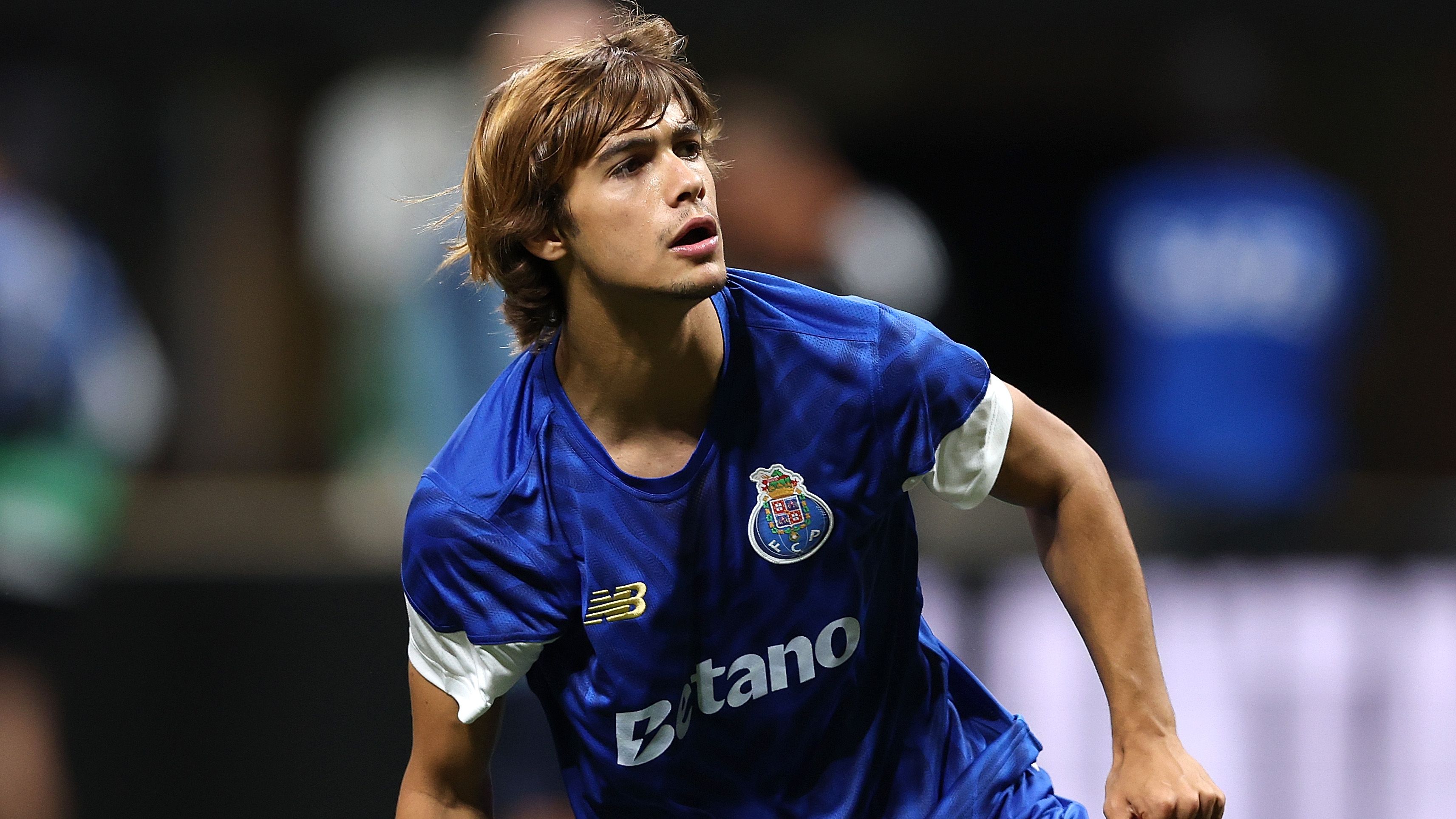 images-v3-getty-2221514651-crop-MM5DGNBSGY5DCOJSG45G433XMU5DAORRGI4A====-GettyImages-2221514651