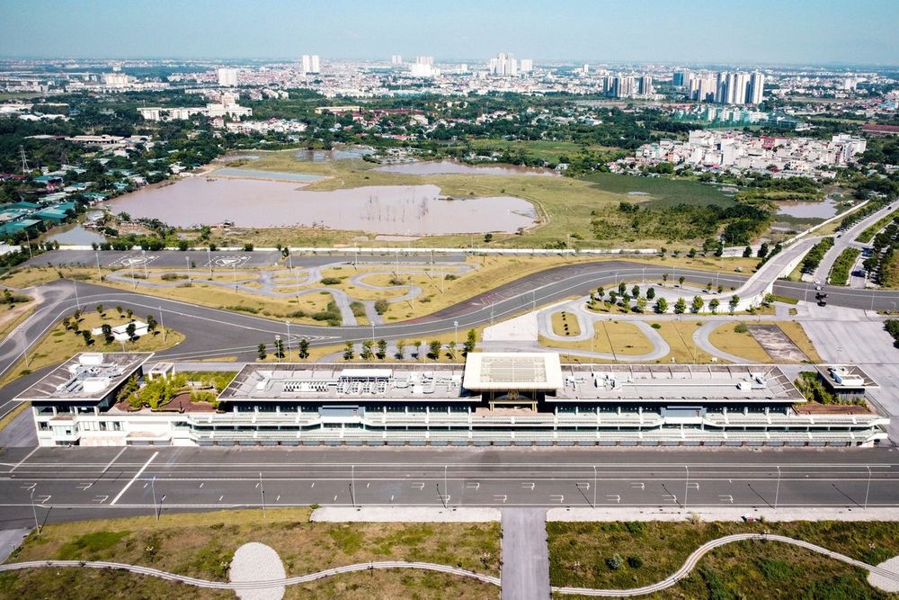 images-mgl-6zQGD5aY-s1000-aerial-photo-of-the-abandoned-