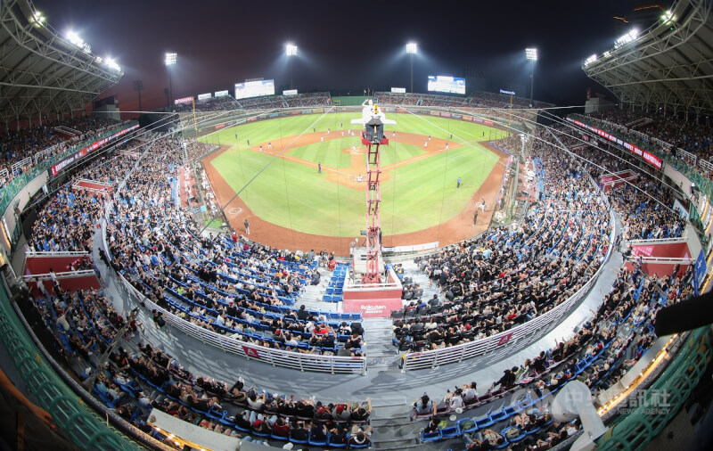 www-WebPhotos-800-20251011-2000x1265_wmky_3926849462070_202510110153000000