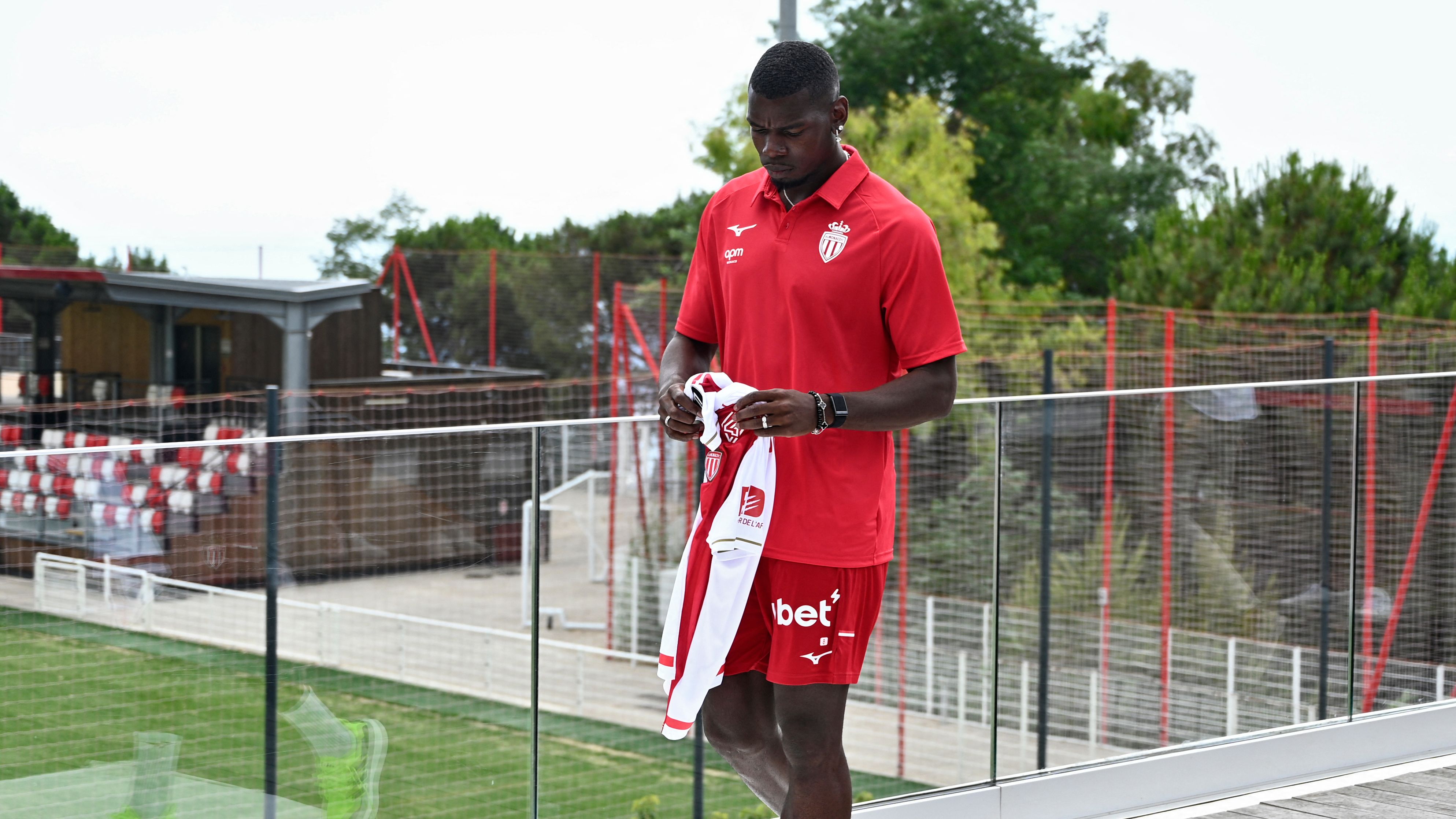 images-v3-getty-2222631907-crop-MM5DGOJXGU5DEMRTGY5G433XMU5DSOJUHIZDSNQ=-GettyImages-2222631907