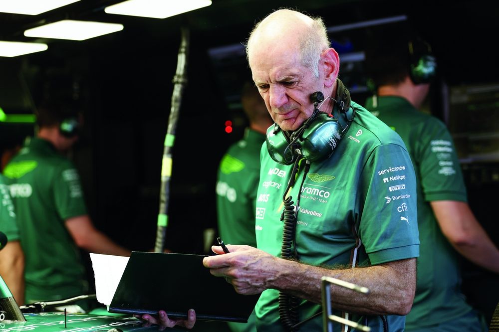 images-mgl-254Mmrn0-s1000-adrian-newey-managing-technica