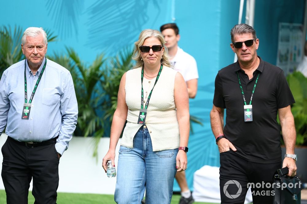 images-mgl-6O1GOAm2-s1000-pat-symonds-executive-engineer