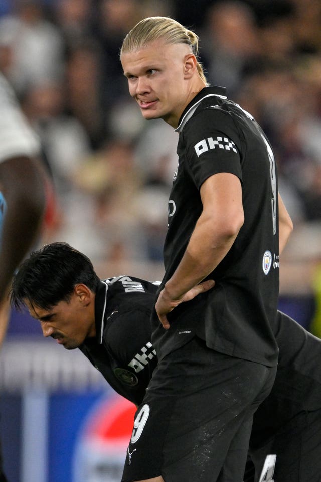 AP-2025-10-01-ebdaf27fe27441cba4112b9b34ba46ca