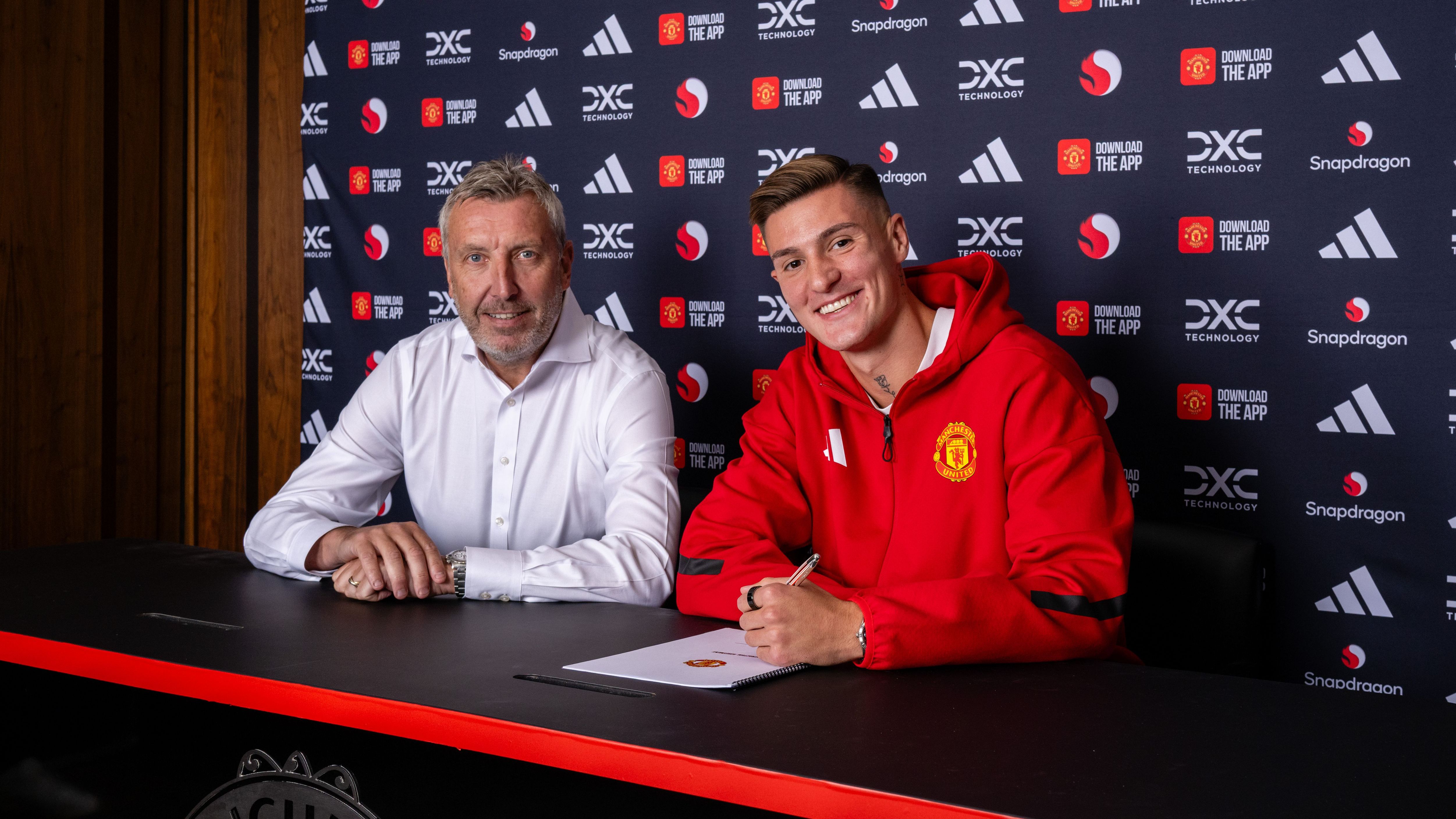 images-v3-bltf990da14a2e72c93-crop-MM5DKMBQGQ5DEOBRGU5G433XMU5DAORSGYYQ====-GettyImages-2229205376