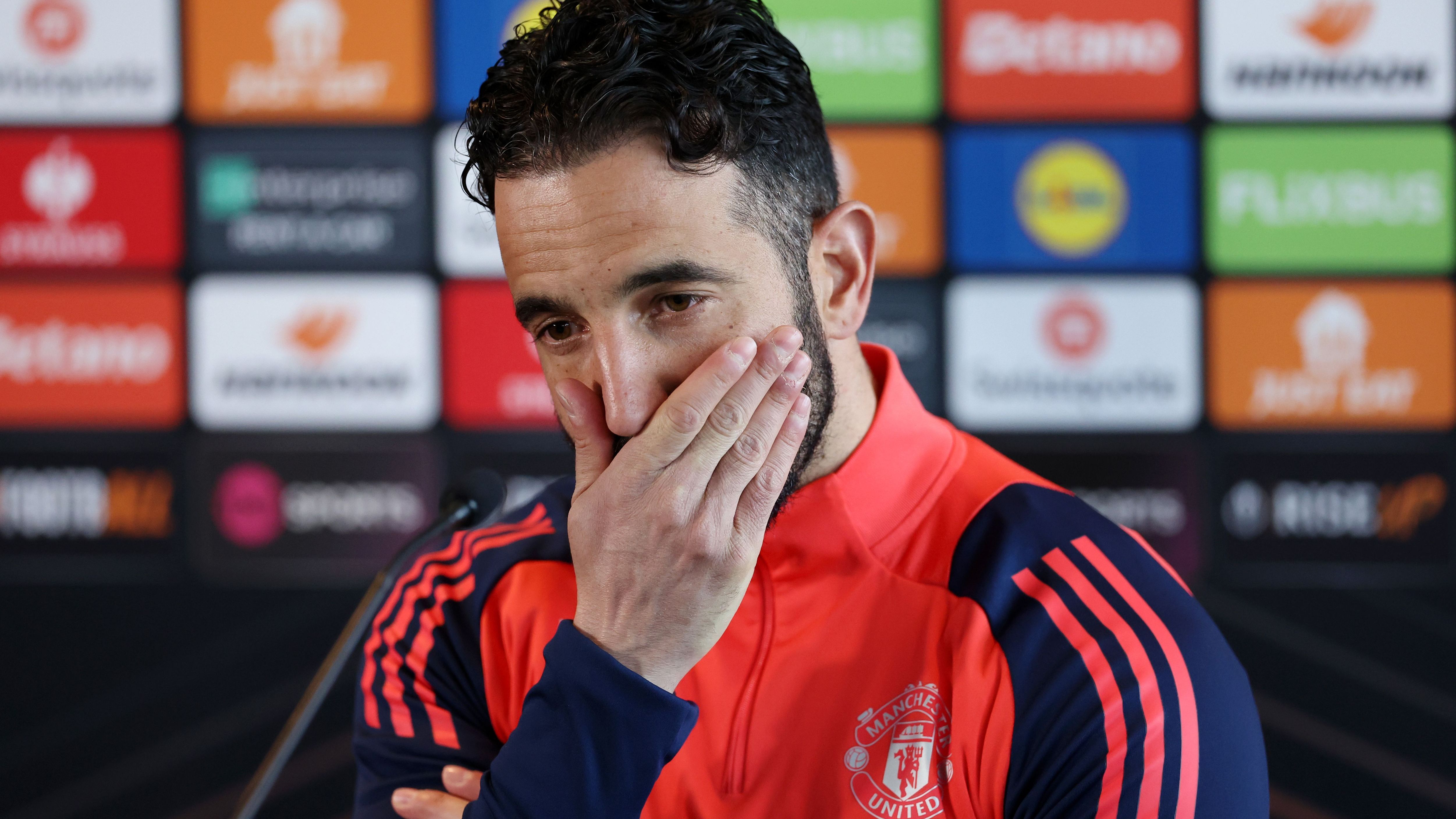 images-v3-getty-2210556341-crop-MM5DKMBQGQ5DEOBRGU5G433XMU5DAORSGYYQ====-GettyImages-2210556341