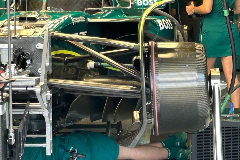 images-mgl-68yqz1Q0-s1000-aston-martin-amr25-technical-d