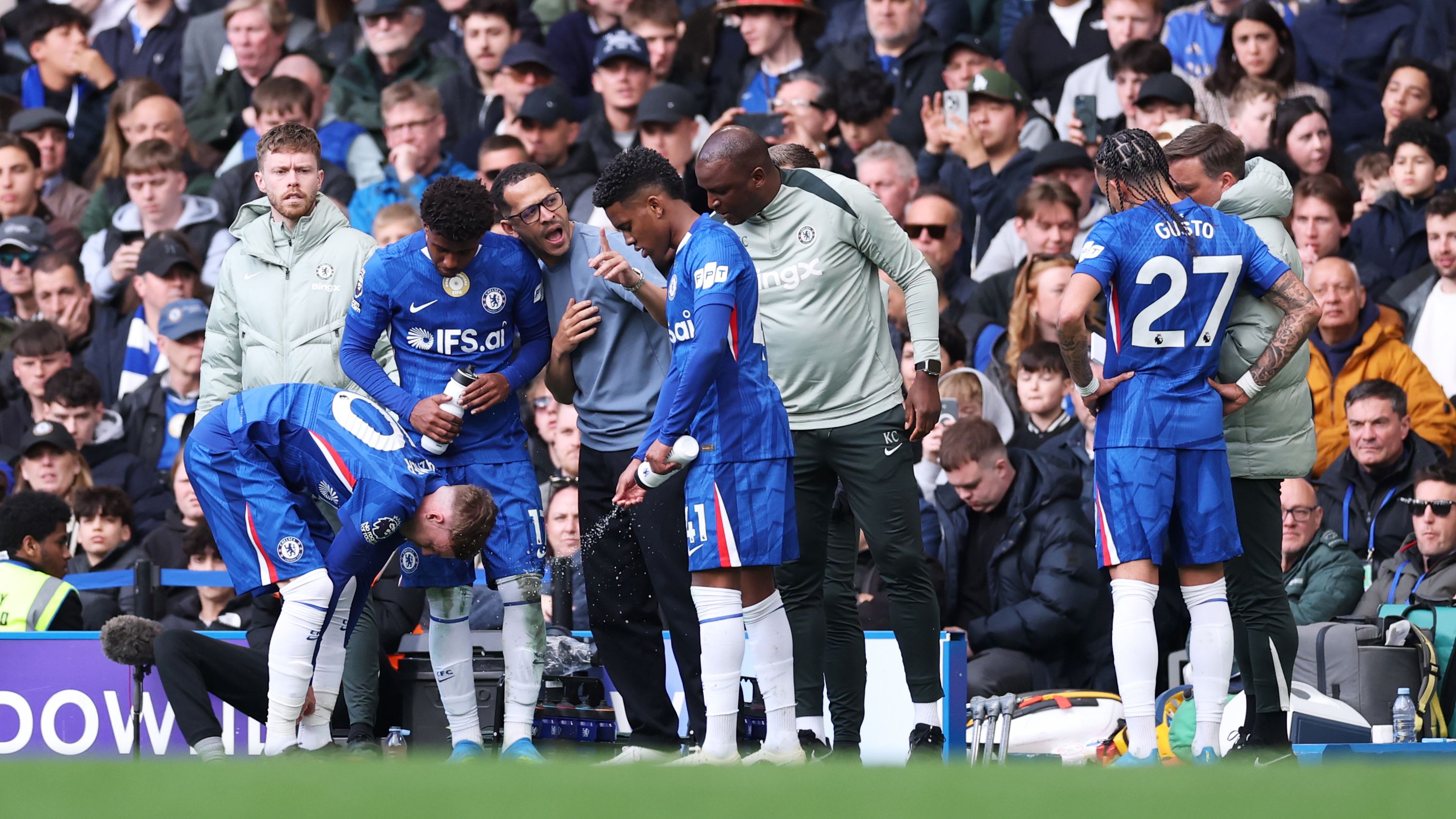 images-v3-getty-2271006915-crop-MM5DEOJZGM5DCNRYGQ5G433XMU5DAORSHEYQ====-GettyImages-2271006915