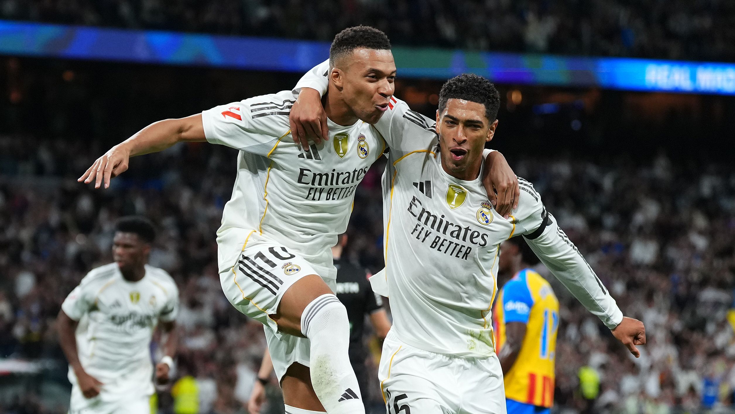 images-v3-getty-2244512925-crop-MM5DENJRGE5DCNBRGM5G433XMU5DCORYGY======-GettyImages-2244512925