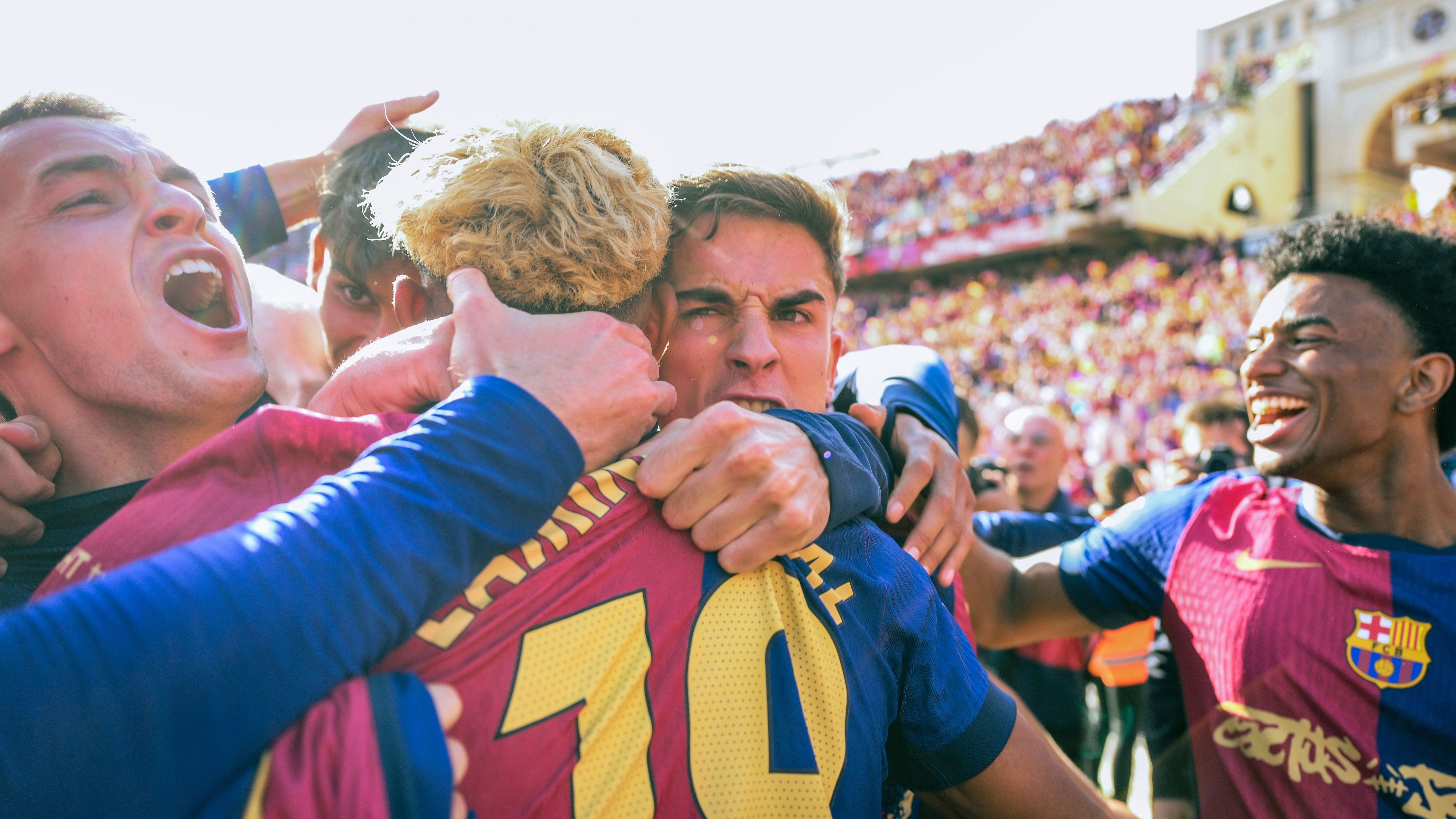 images-v3-getty-2214554182-crop-MM5DKMBQGQ5DEOBRGU5G433XMU5DAORSGYYQ====-GettyImages-2214554182