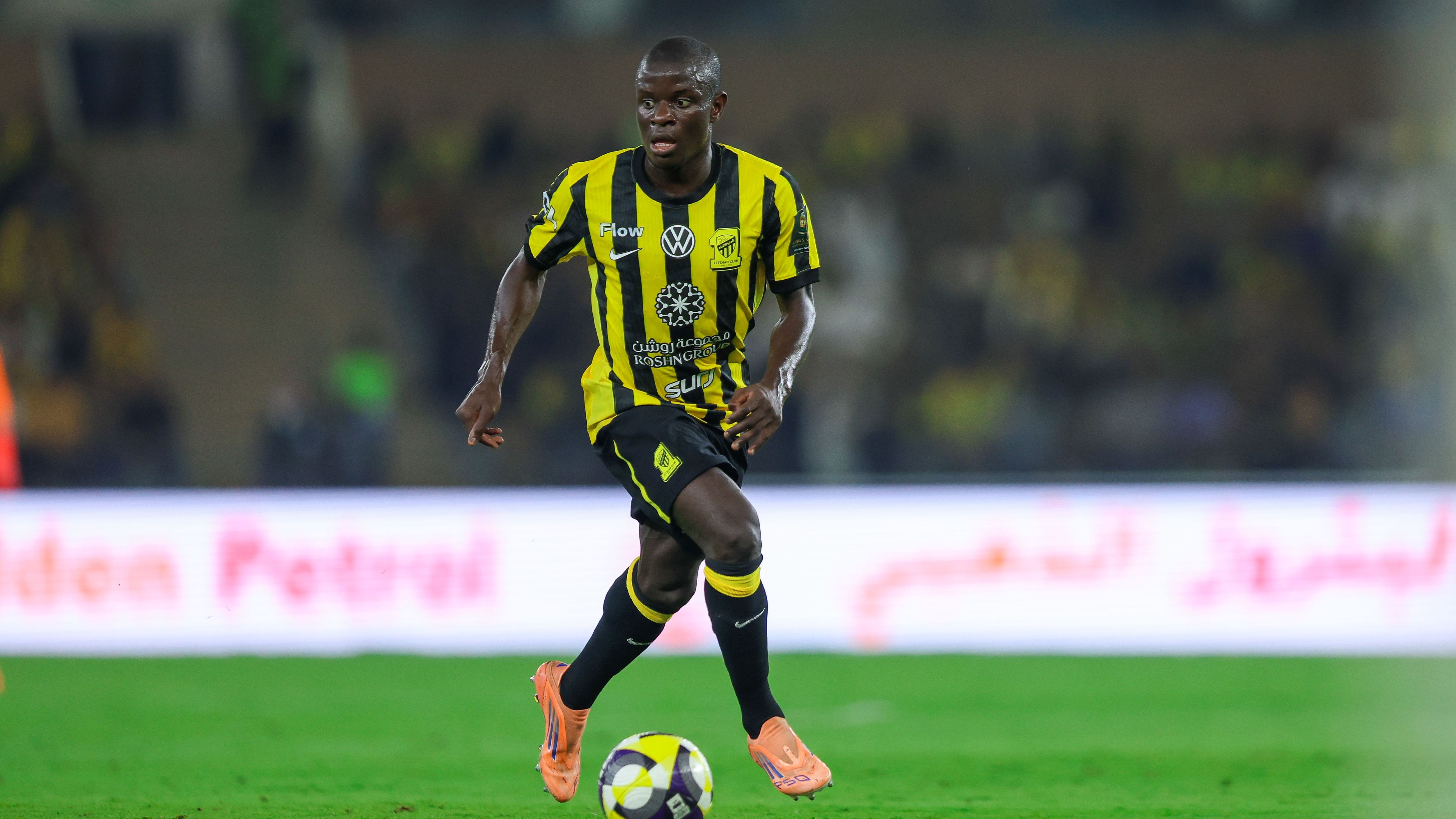 images-v3-getty-2248482147-crop-MM5DKMBQGQ5DEOBRGU5G433XMU5DAORSGYYQ====-GettyImages-2248482147