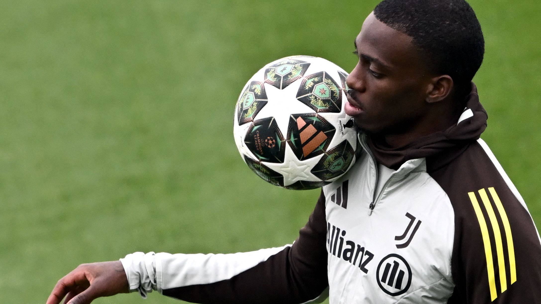 images-v3-getty-2199687668-crop-MM5DEMJXGU5DCMRSGM5G433XMU5DAORRGEZQ====-GettyImages-2199687668