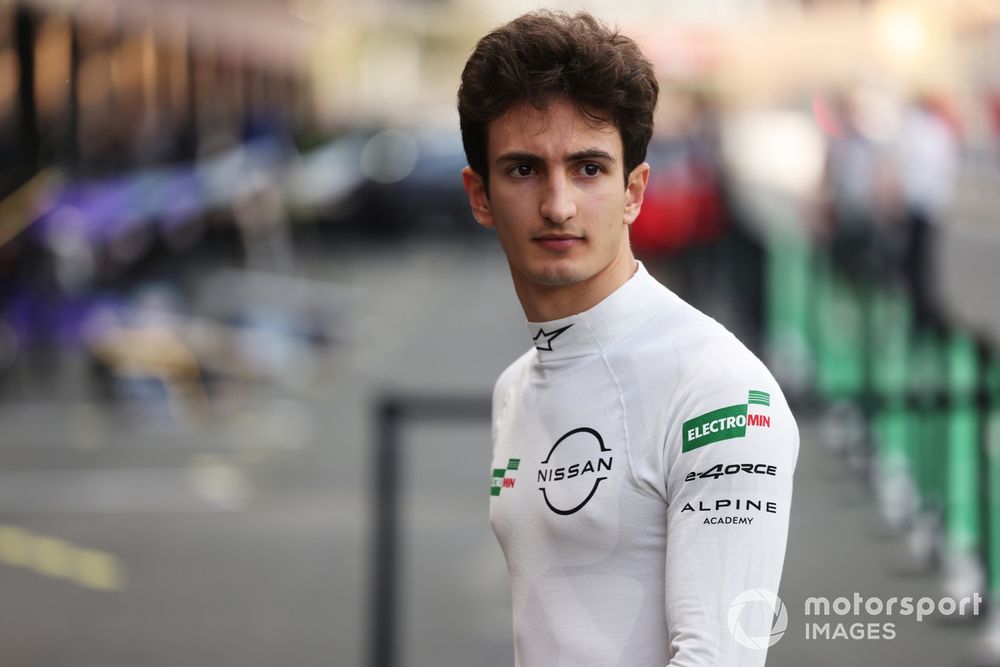 images-mgl-2jXPZQP6-s1000-gabriele-mini-nissan-formula-e