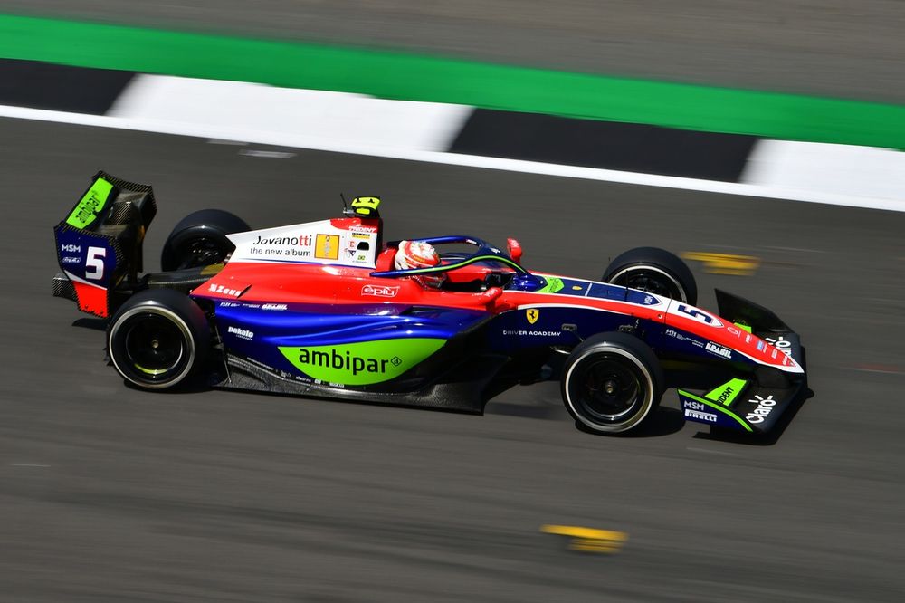 images-mgl-2y3epeX6-s1000-rafael-camara-trident